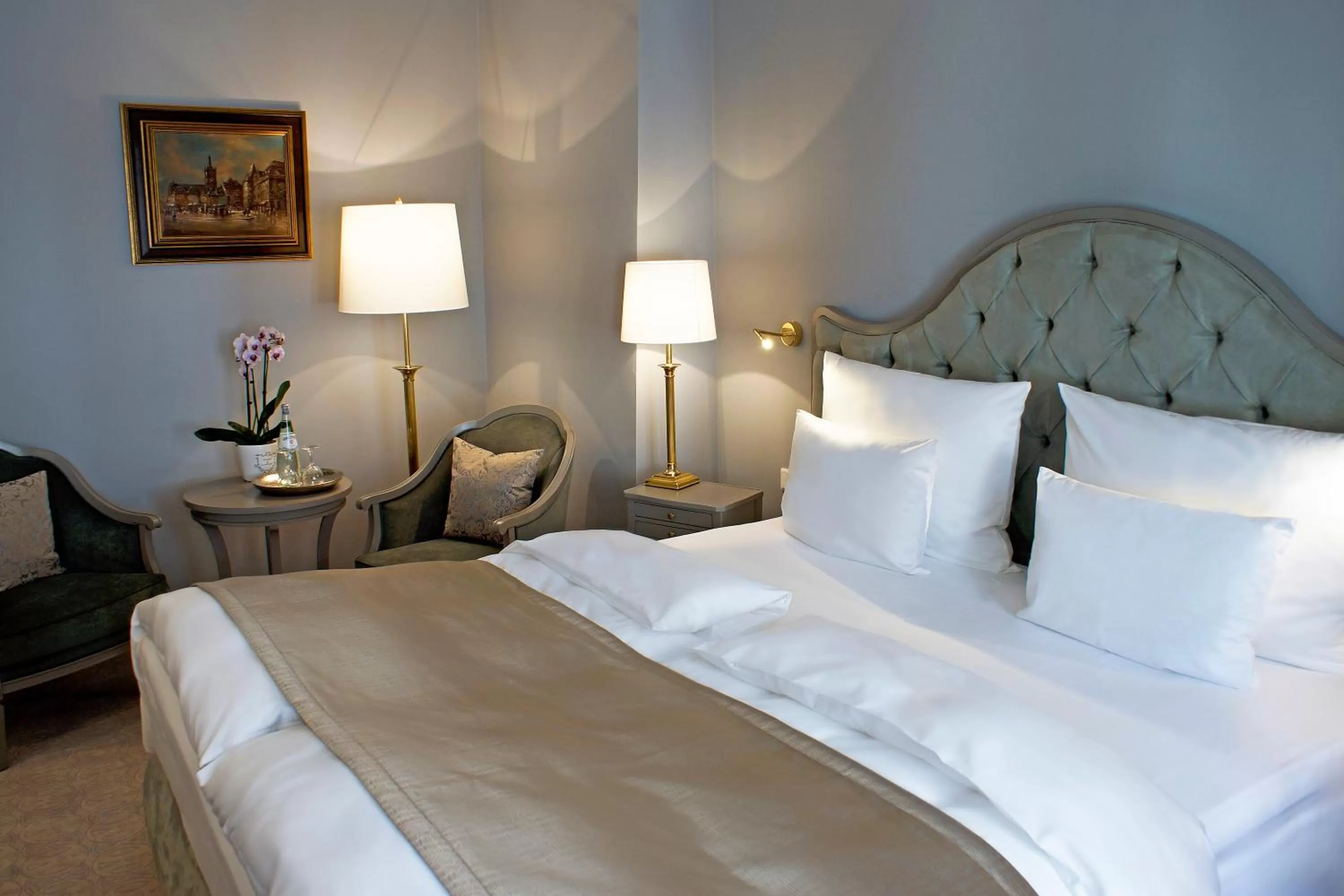 Bed in Romantik Hotel Zur Glocke