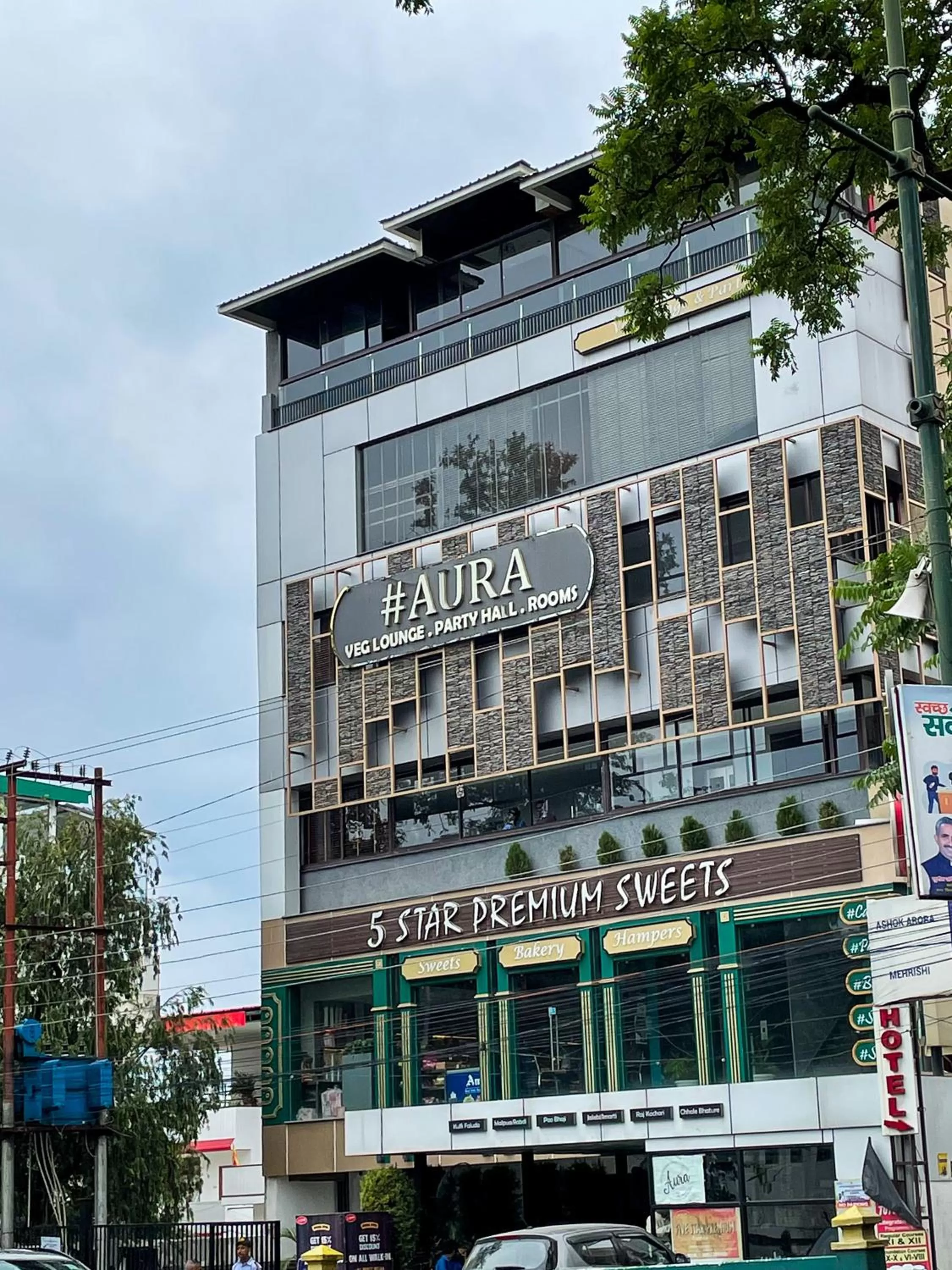 Property building in Aura Rooms