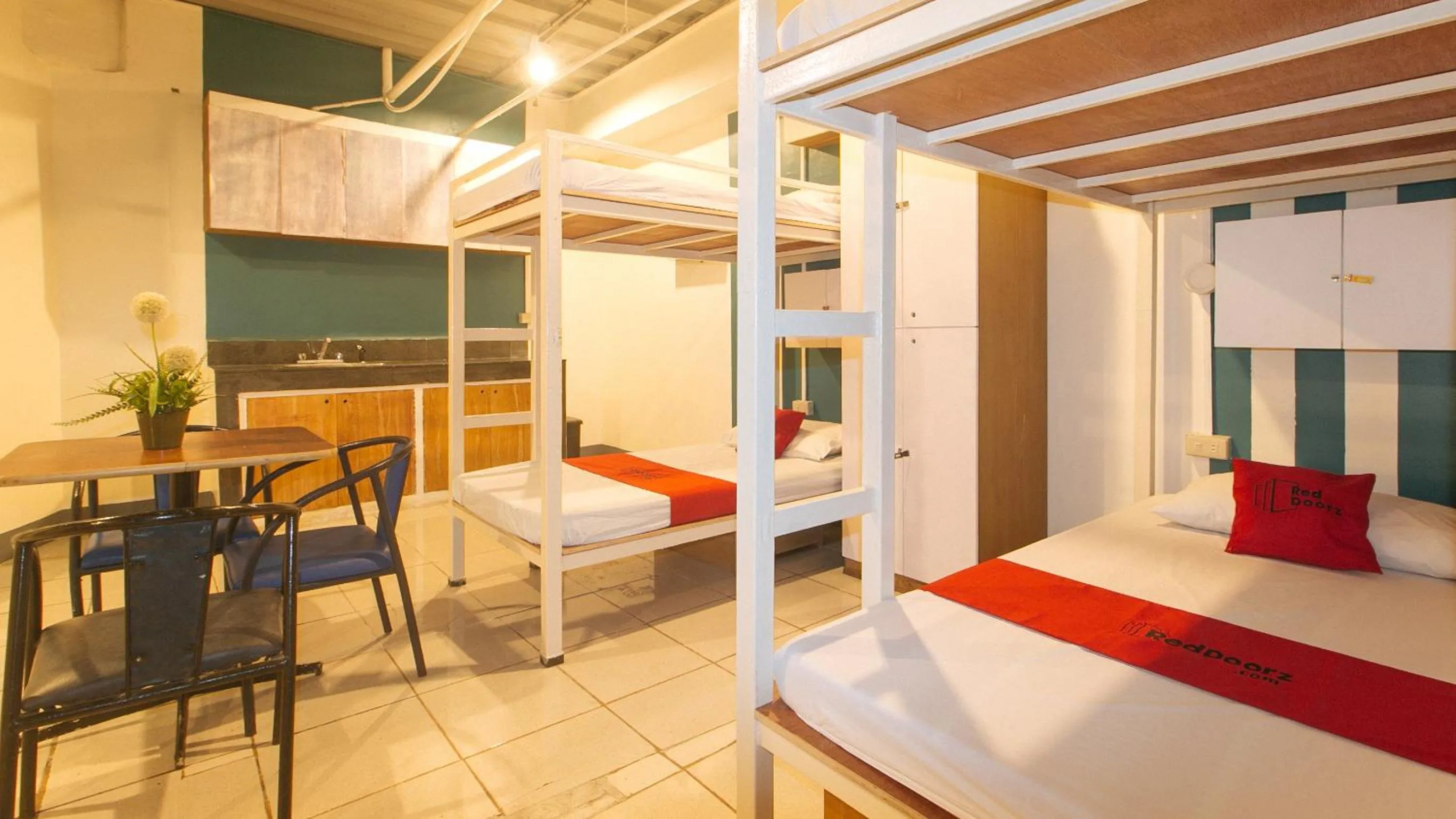 bunk bed, Bed in RedDoorz at Crowne One Condo