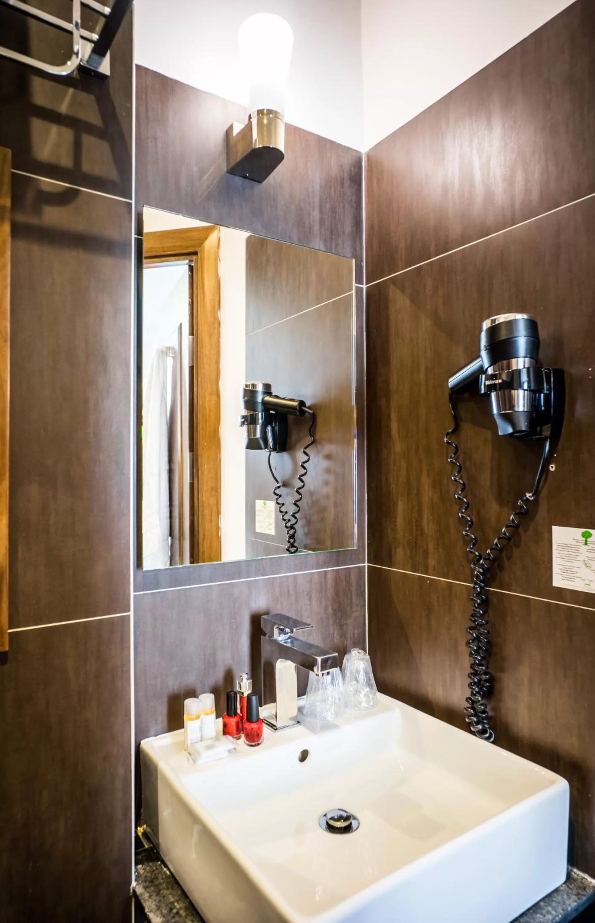 Bathroom in Art Hotel Eiffel