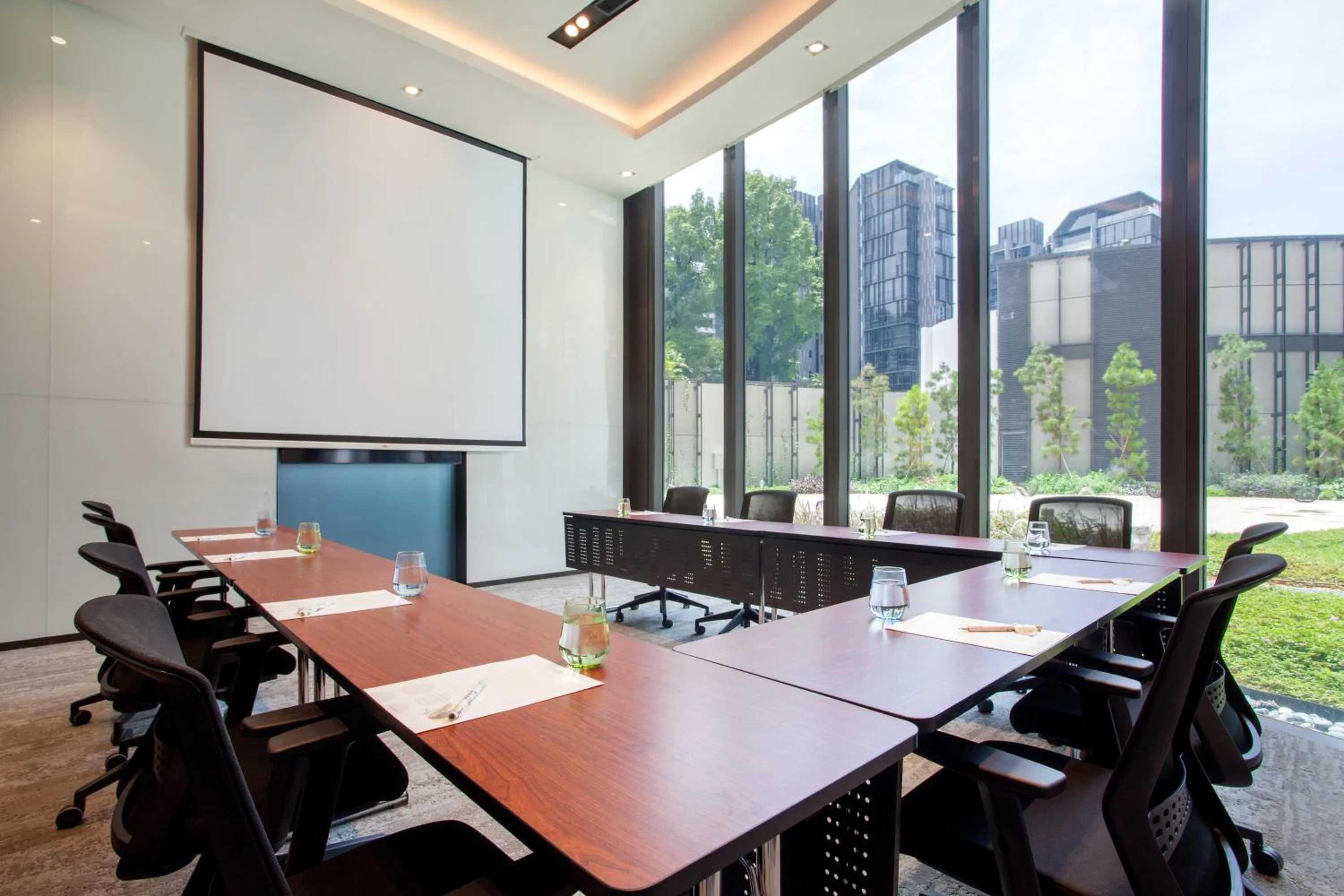 Business facilities in Novotel Singapore On Stevens