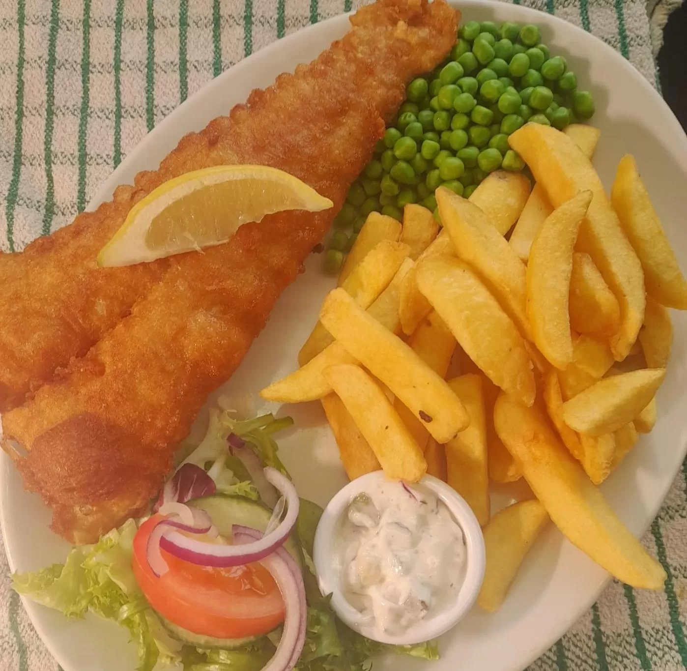 Restaurant/places to eat, Food in The Queen Victoria