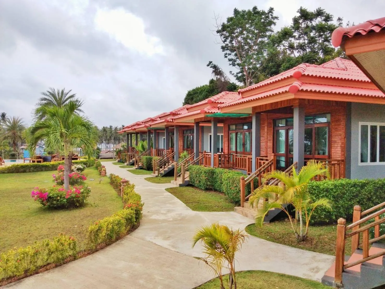 Property building in Lanta Lapaya Resort