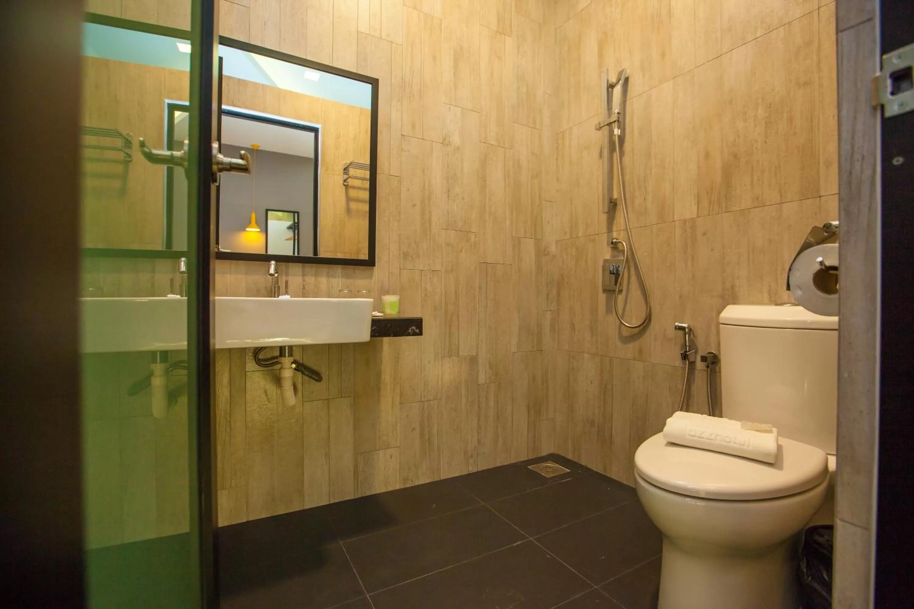 Bathroom in Bzz Hotel Skudai