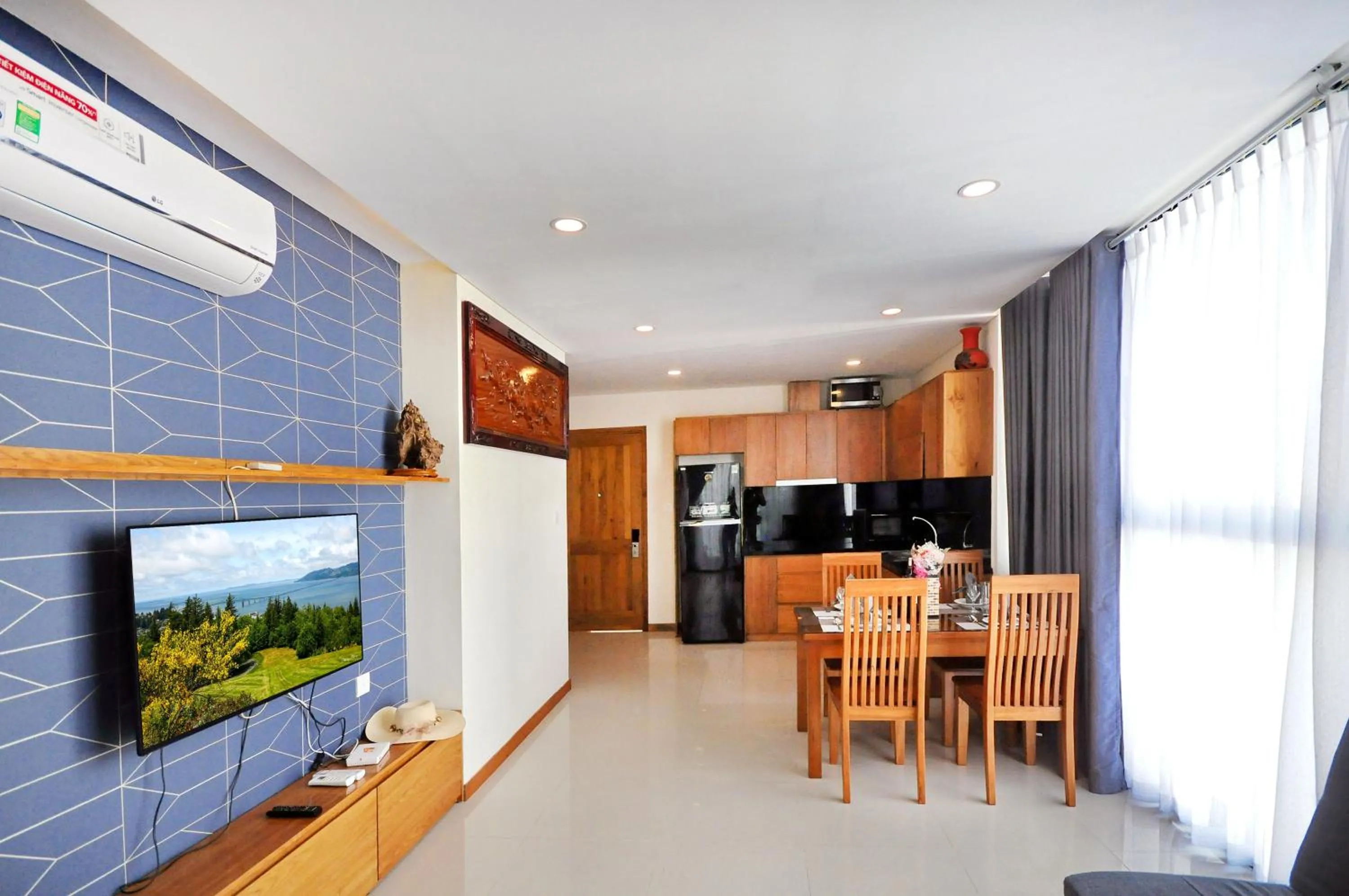 Holi Beach Hotel & Apartments