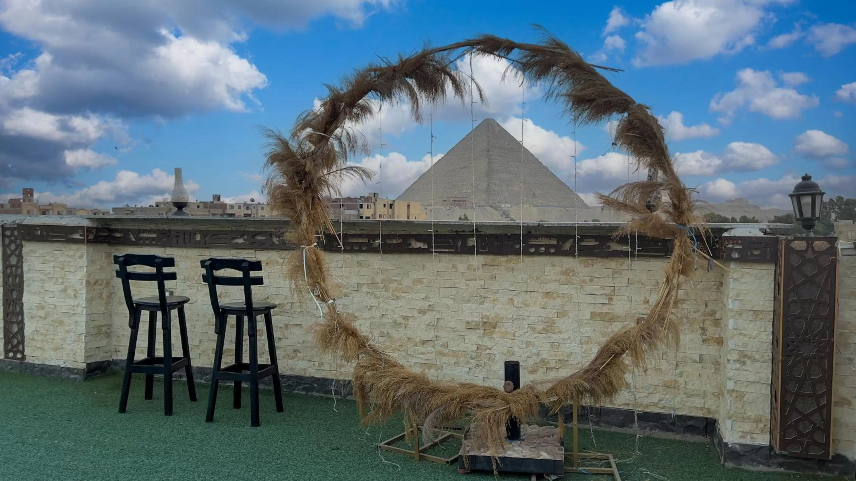 Day in King Cheops Inn - Pyramid View