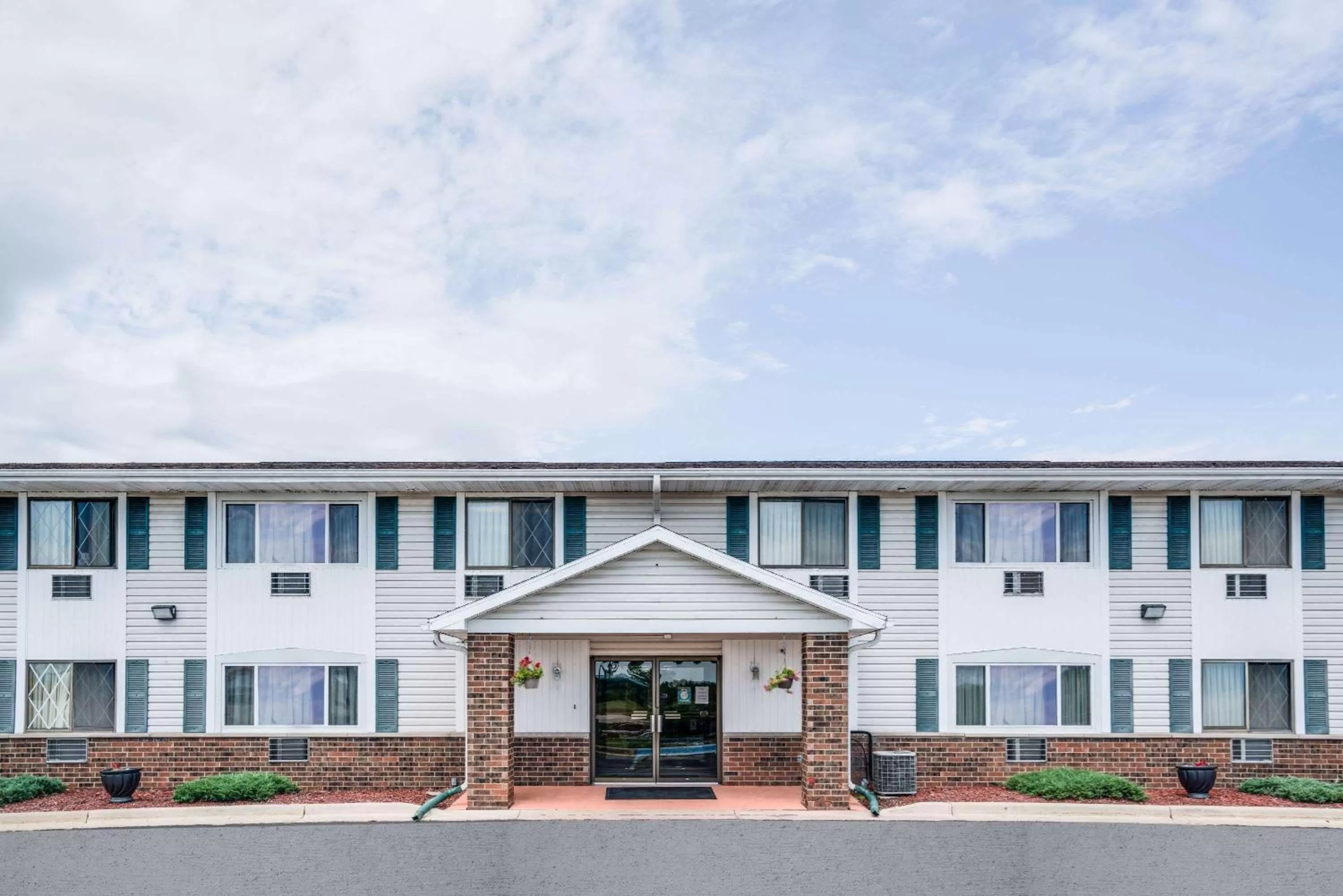 Property building in Super 8 by Wyndham Tomah Wisconsin