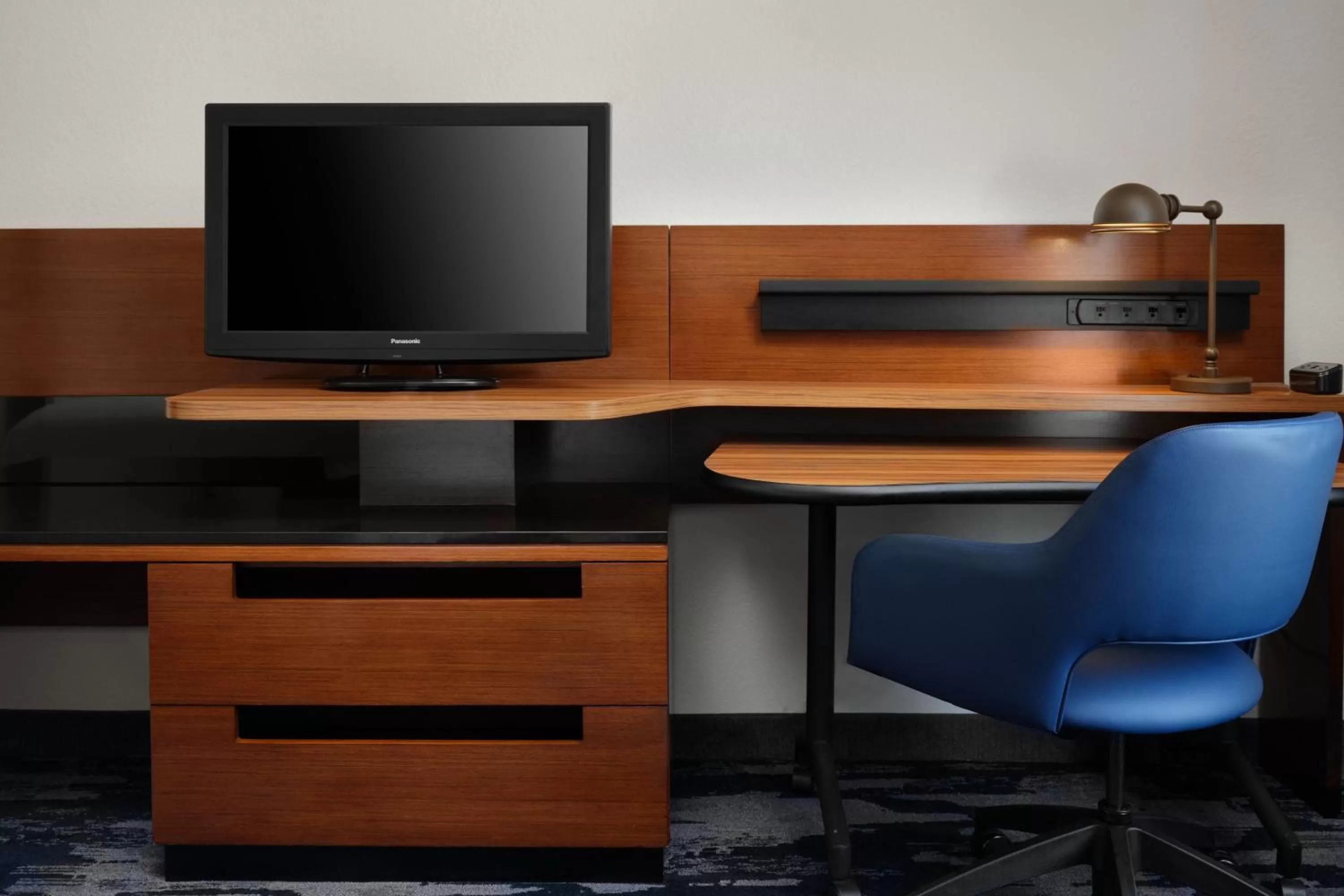 Photo of the whole room in Fairfield Inn and Suites Austin South