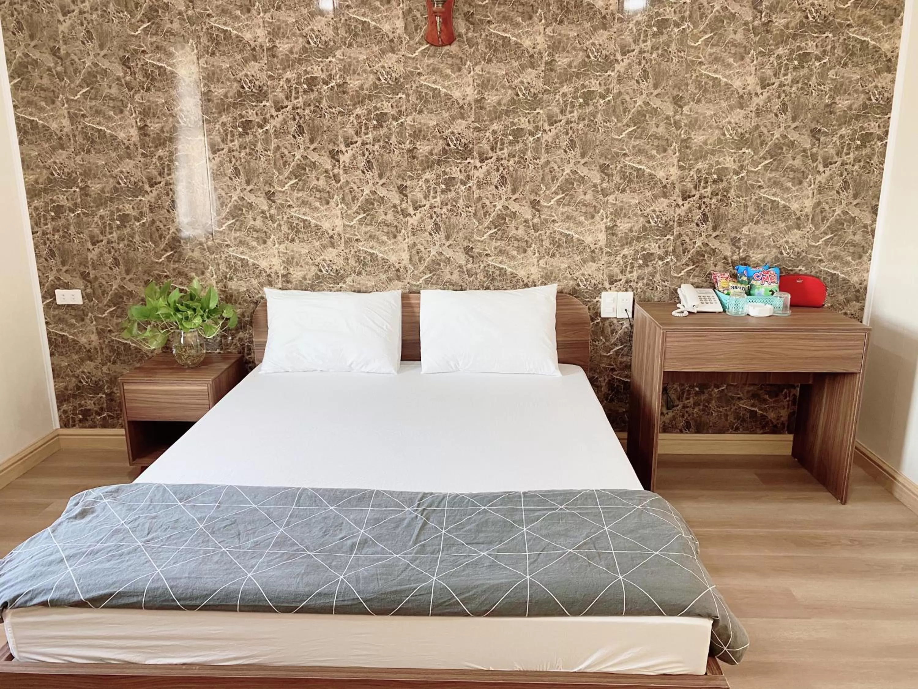 Bedroom, Bed in Đình Vũ 3 Motel