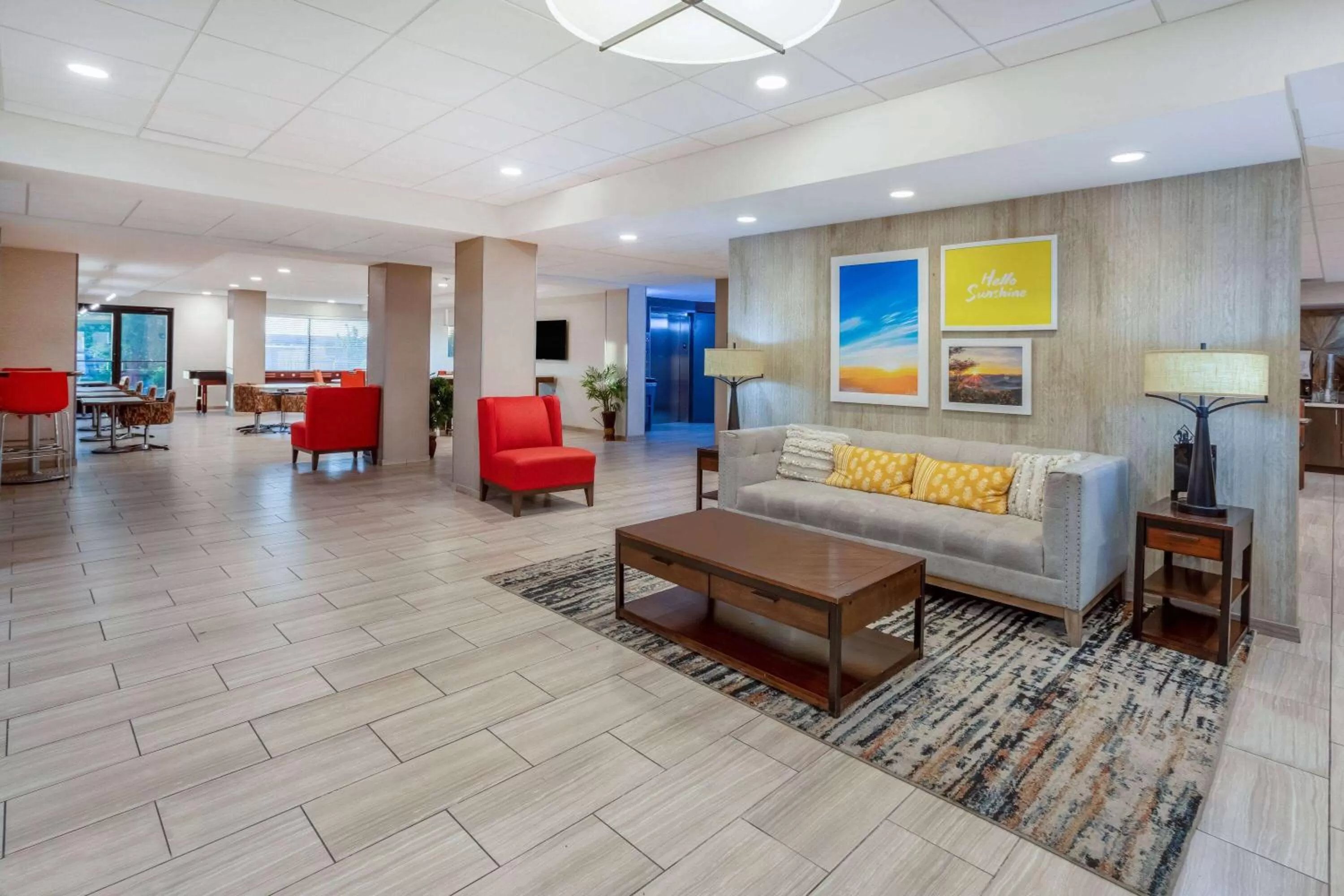 Lobby or reception in Days Inn & Suites by Wyndham Denver International Airport