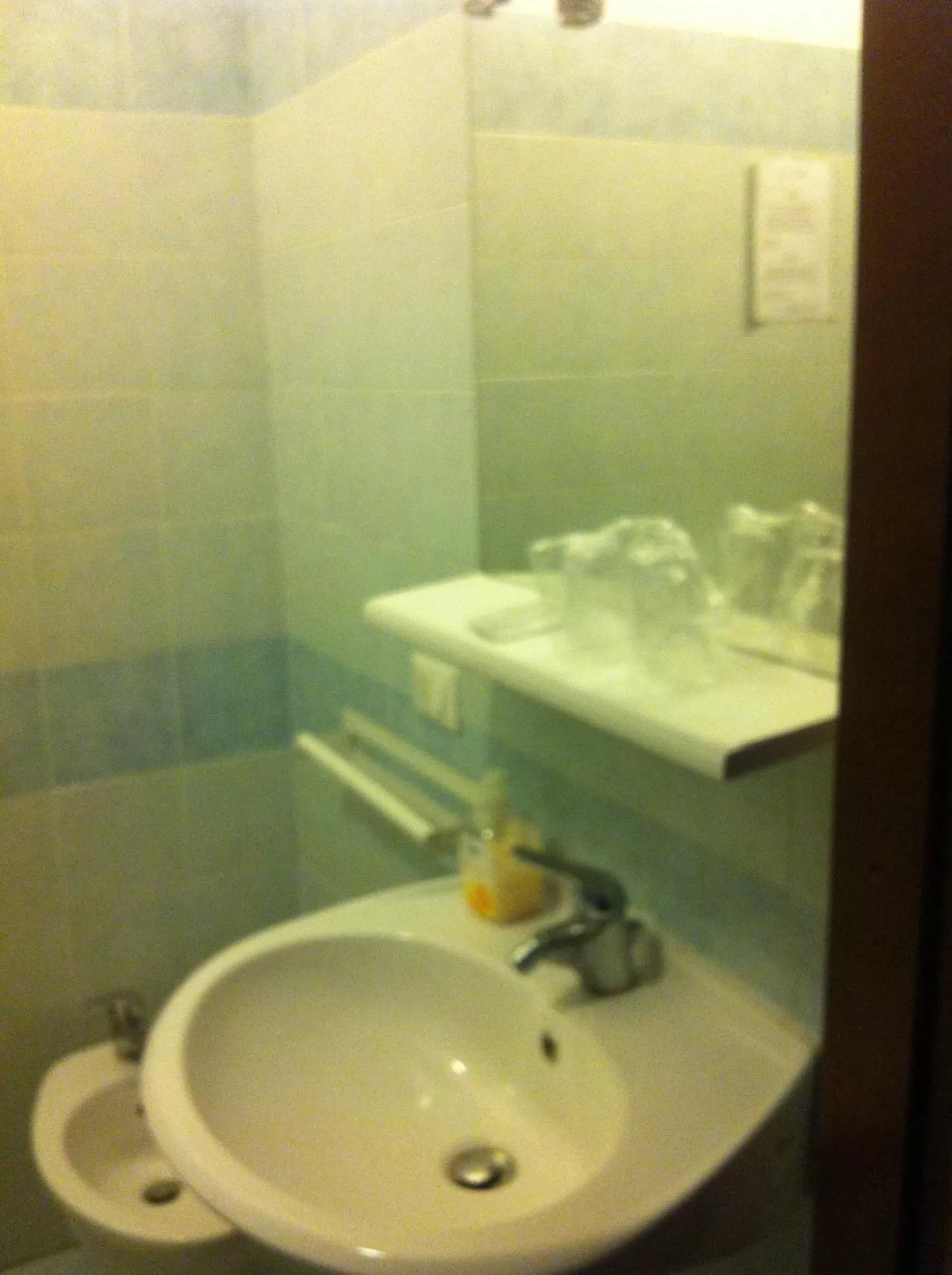 Bathroom in Hotel Gambara