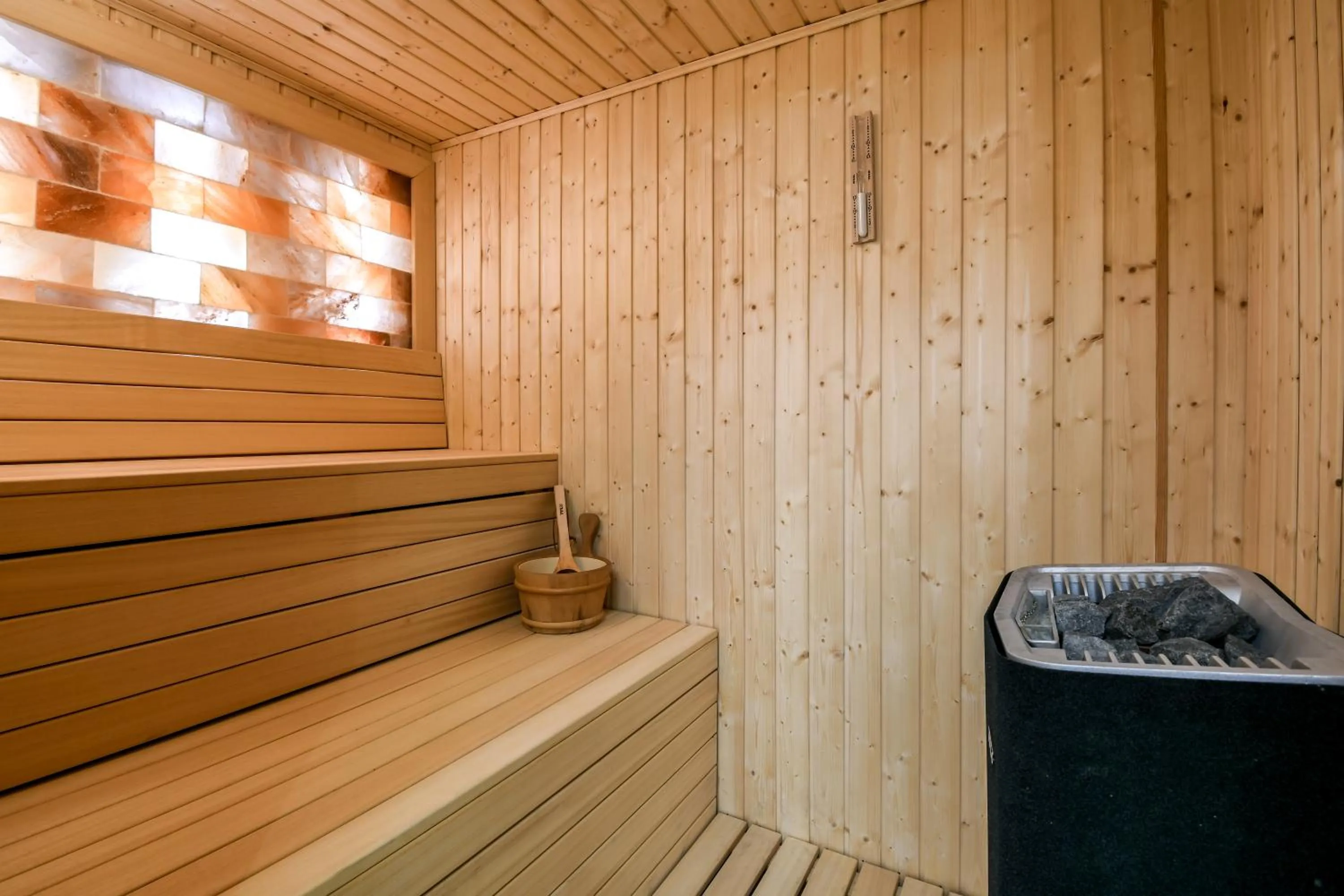 Sauna in Pullman Bucharest World Trade Center