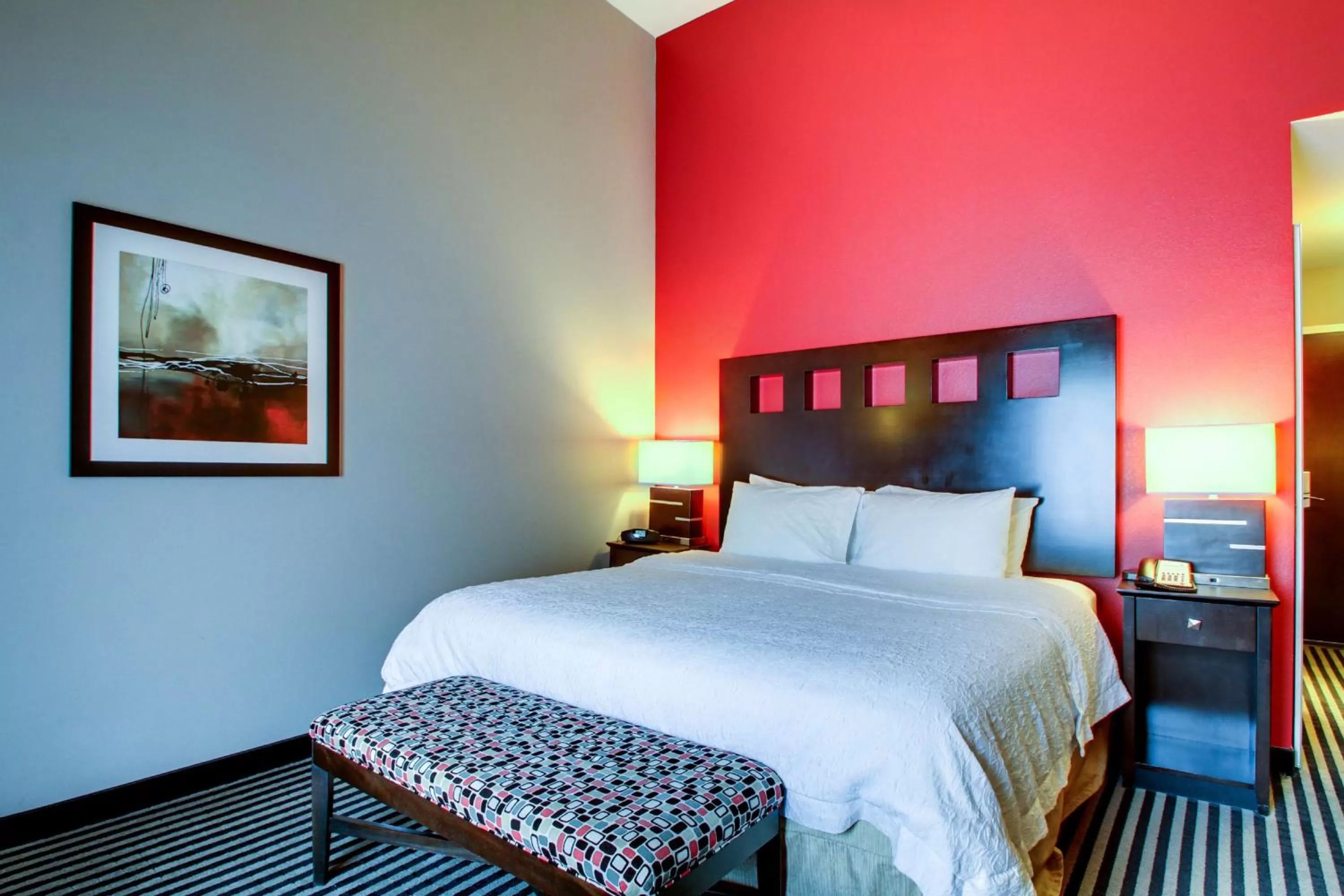 Bed in Hampton Inn Birmingham/Leeds