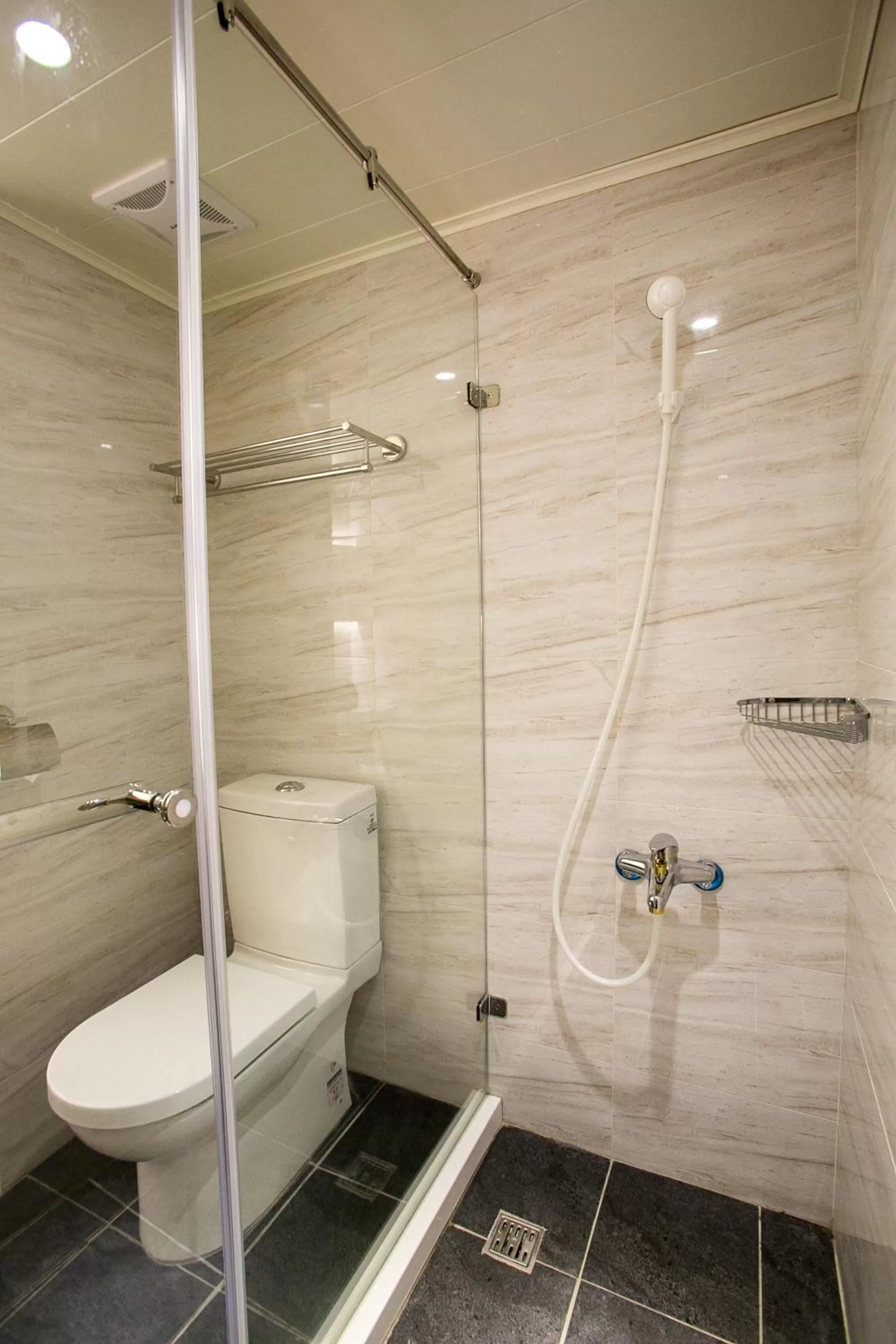 Huang Shin Business Hotel-Shang An