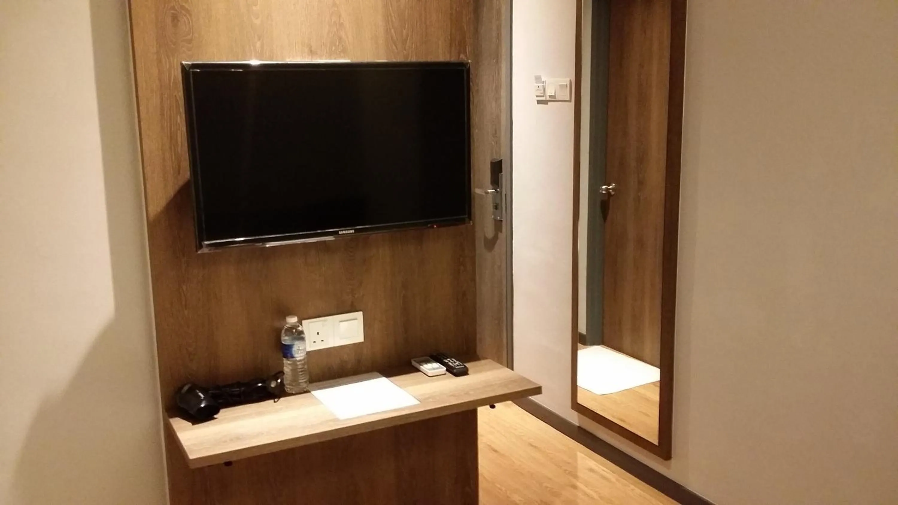 TV and multimedia in Go Hotel