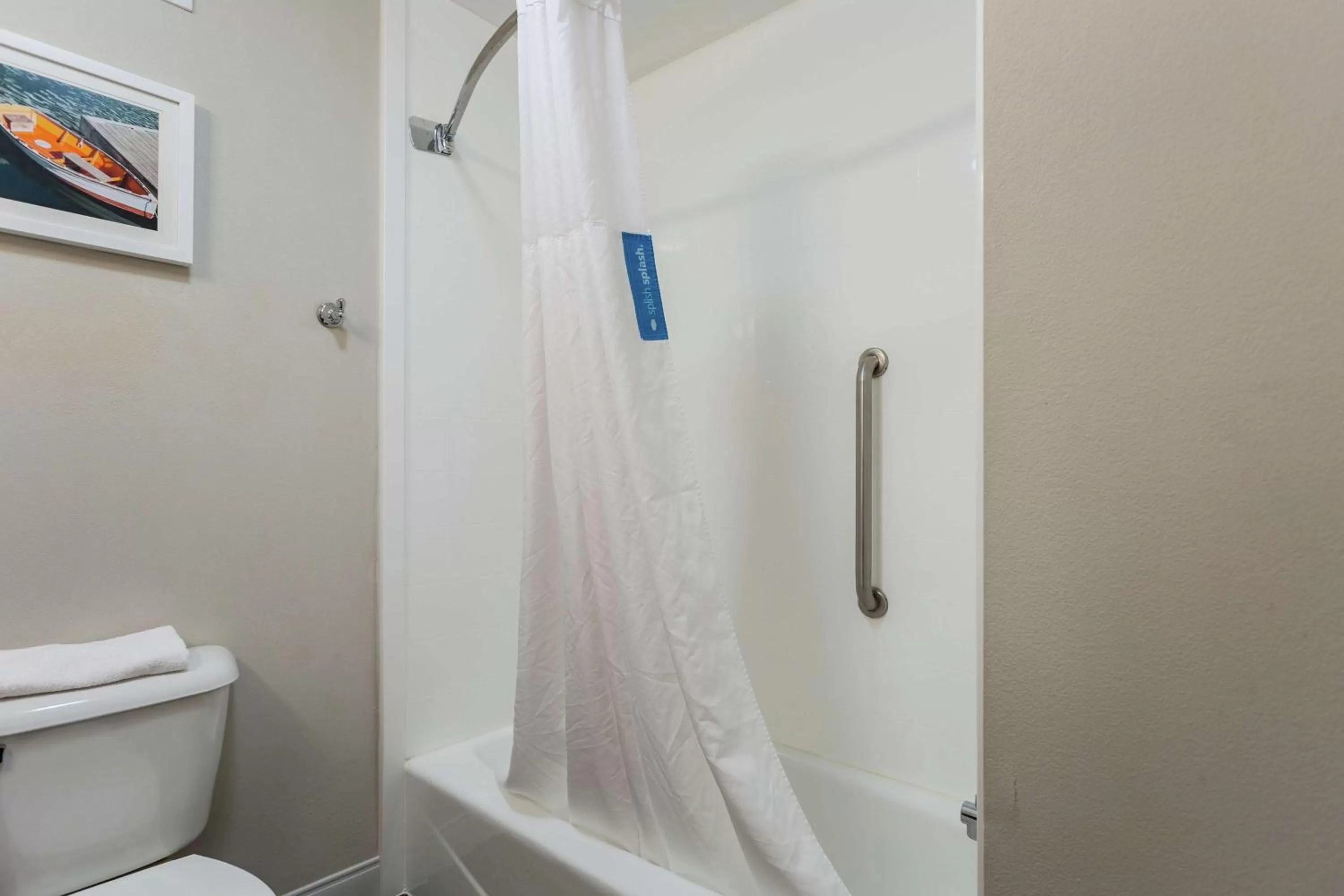 Bathroom in Hampton Inn Somerset