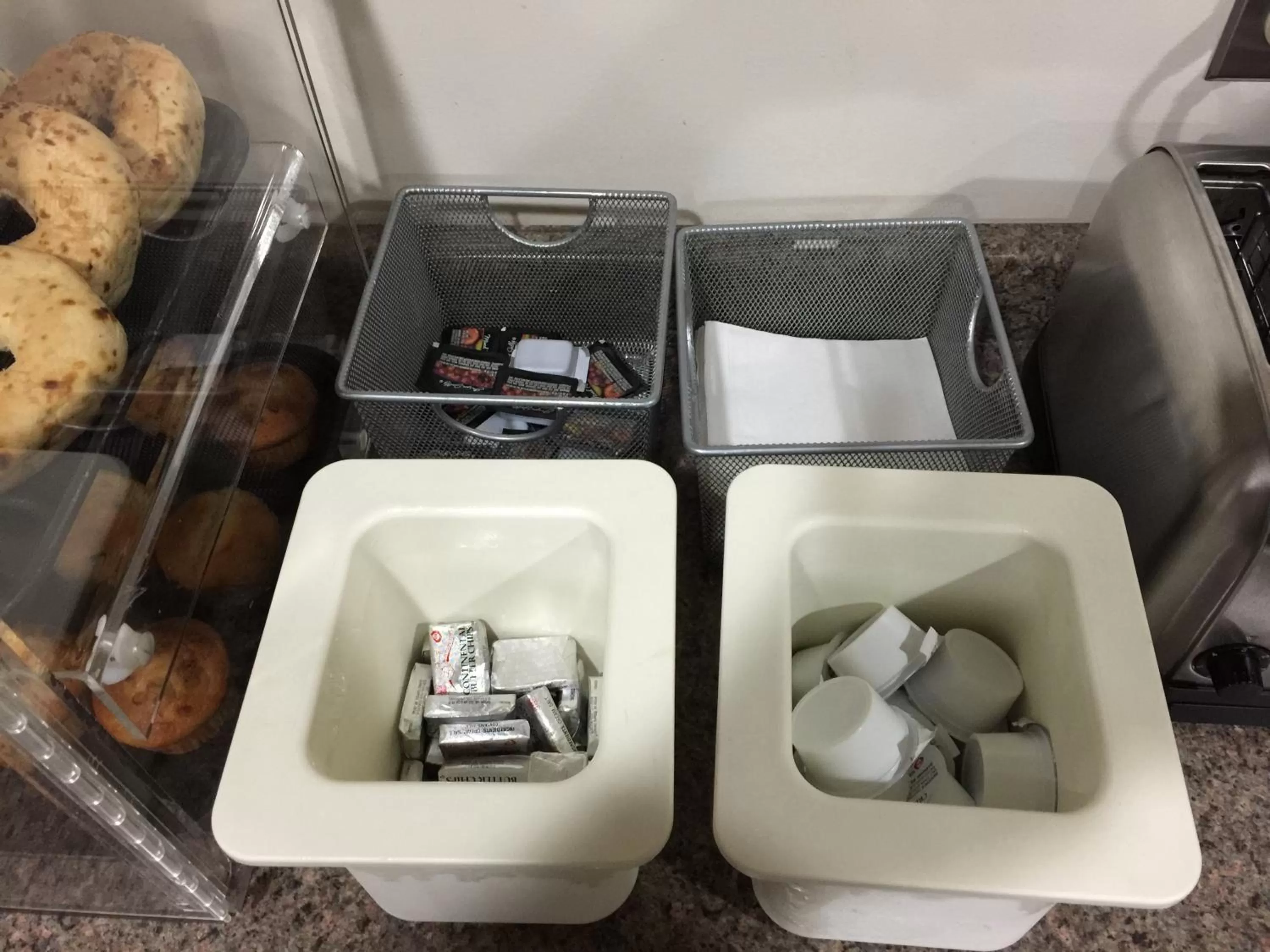 Breakfast in Cadillac Inn