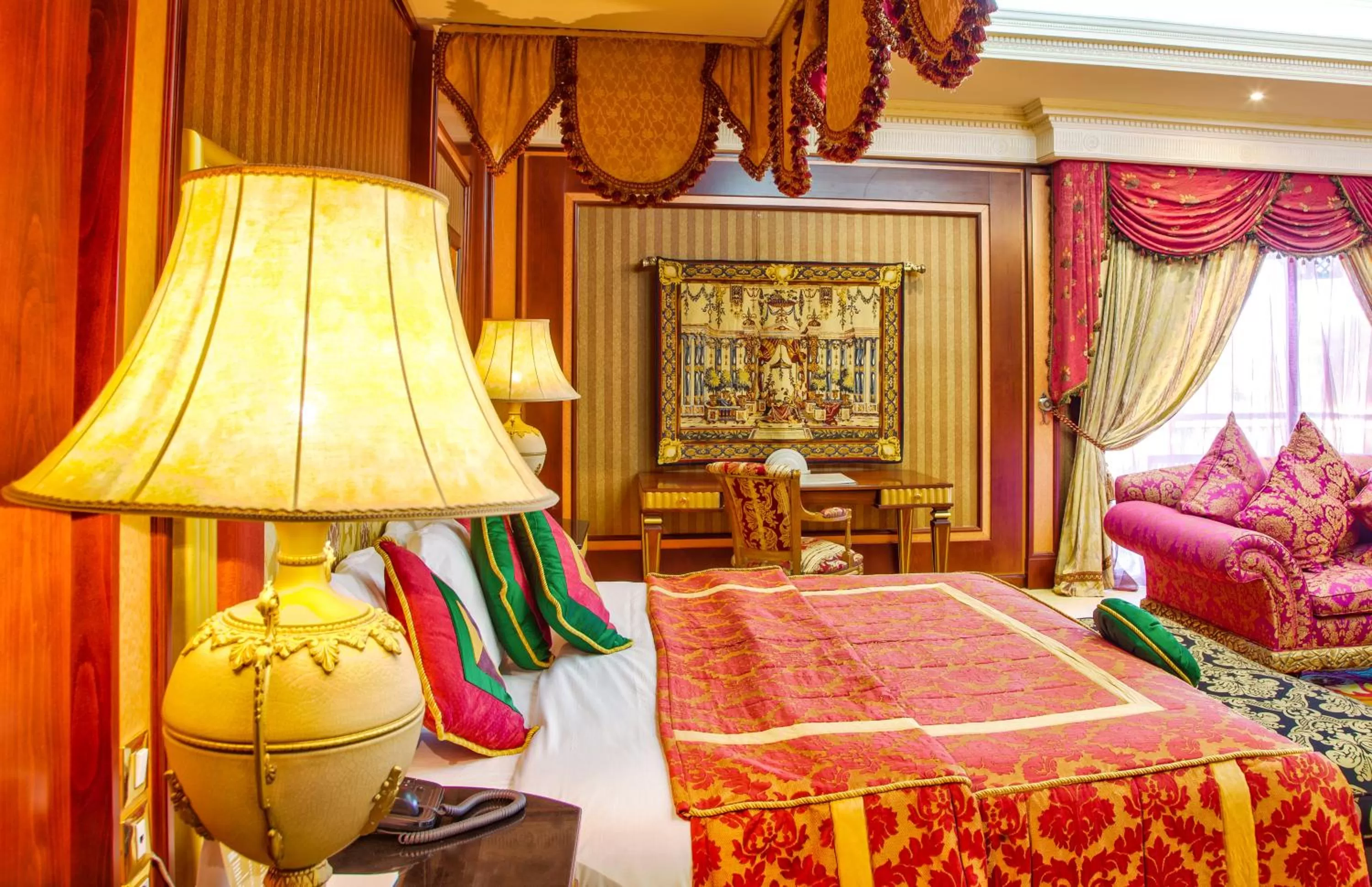 Photo of the whole room, Bed in Royal Mirage Deluxe