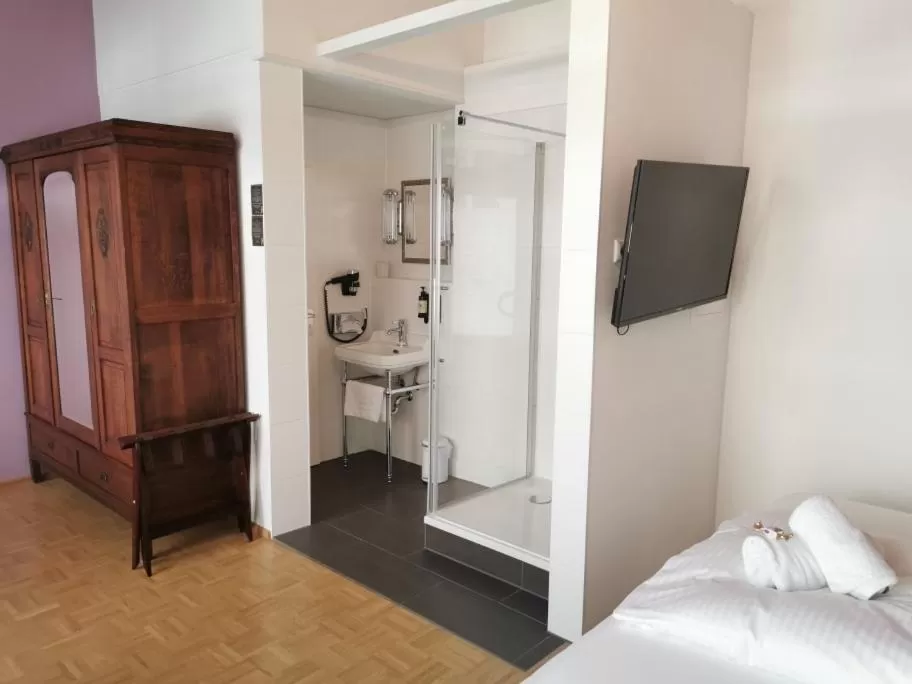 Bed in Altstadthotel Bachbräu