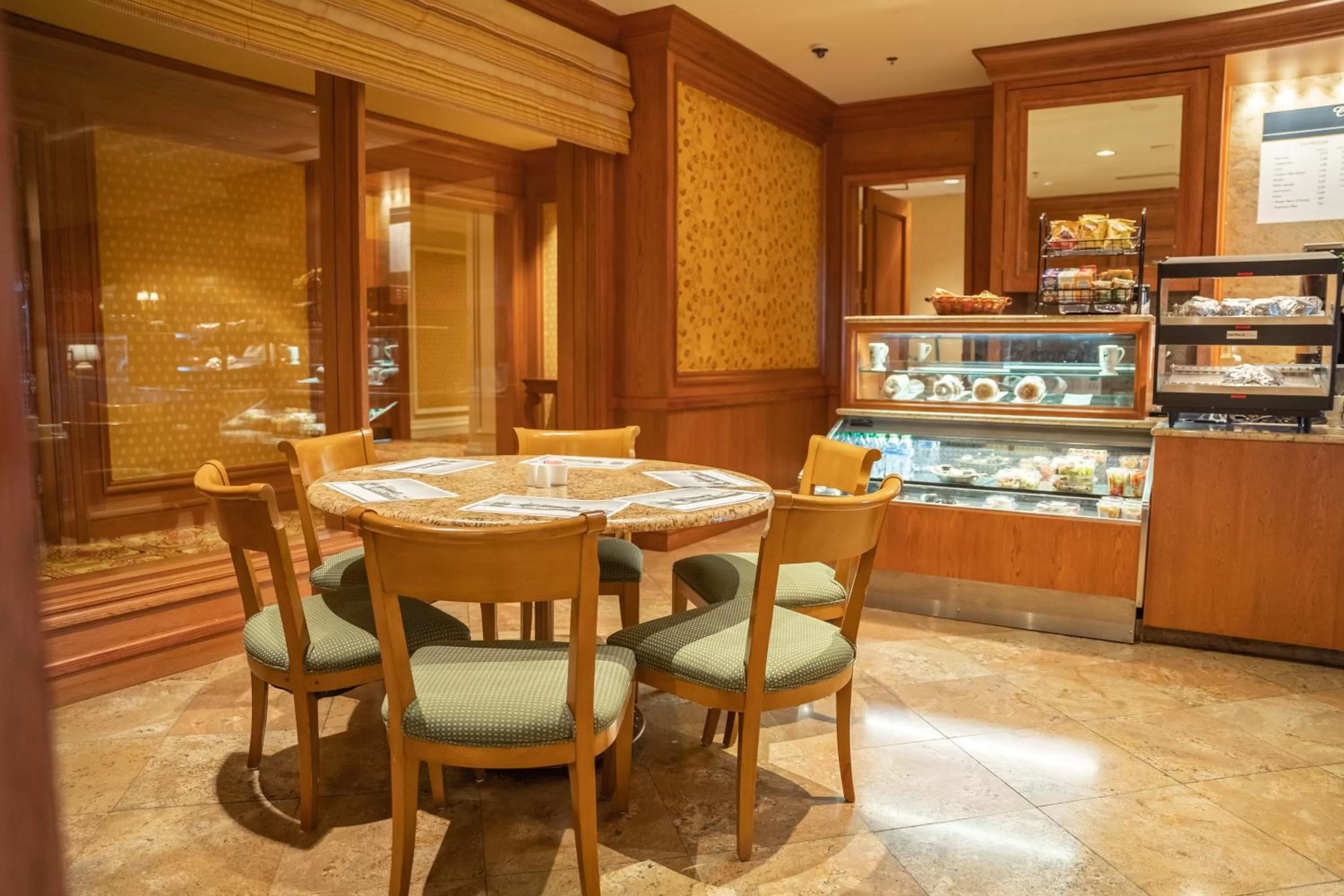 Restaurant/places to eat in Little America Hotel & Resort Cheyenne