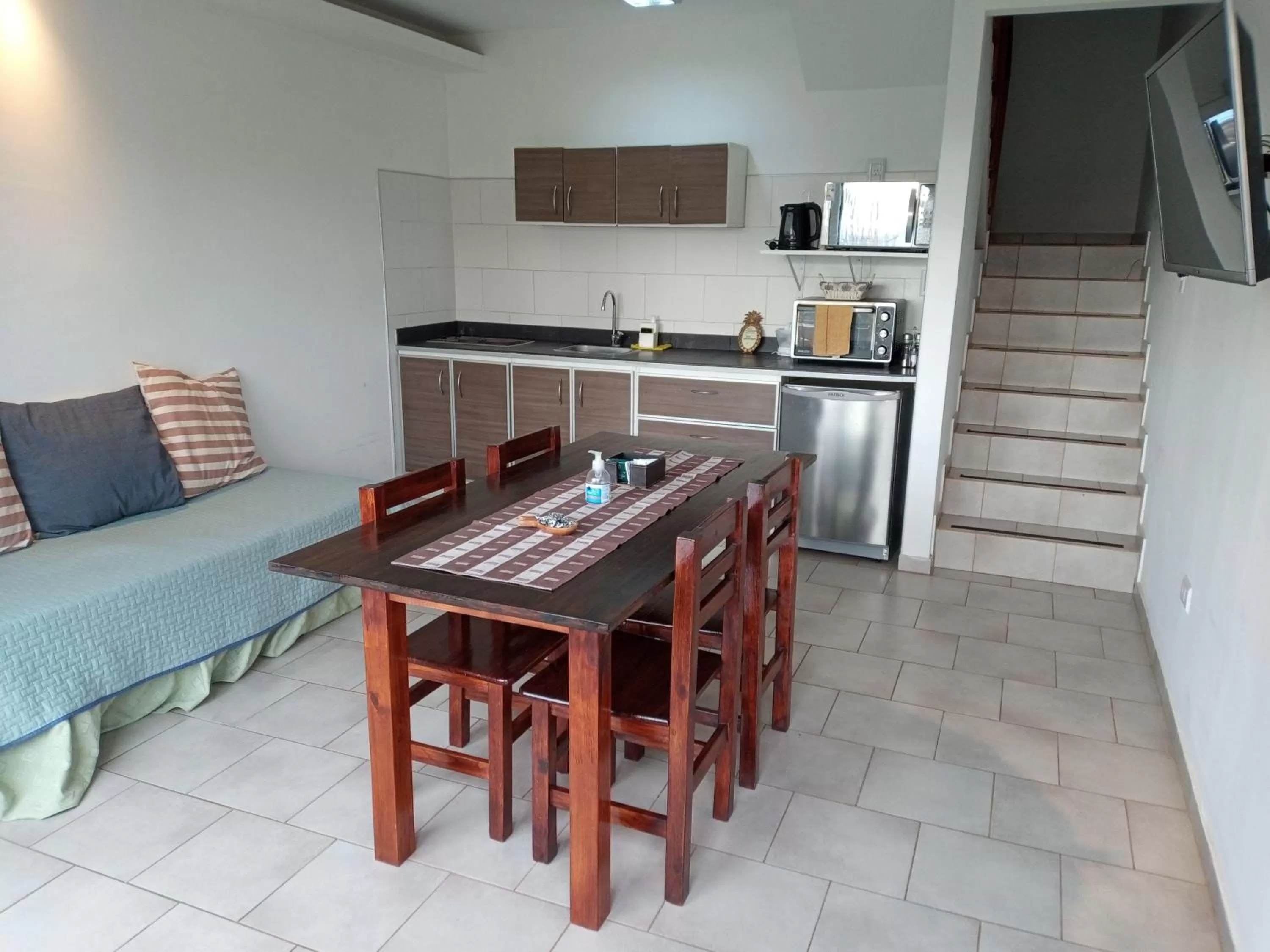 Kitchen or kitchenette in Flamenco Bay Apartments