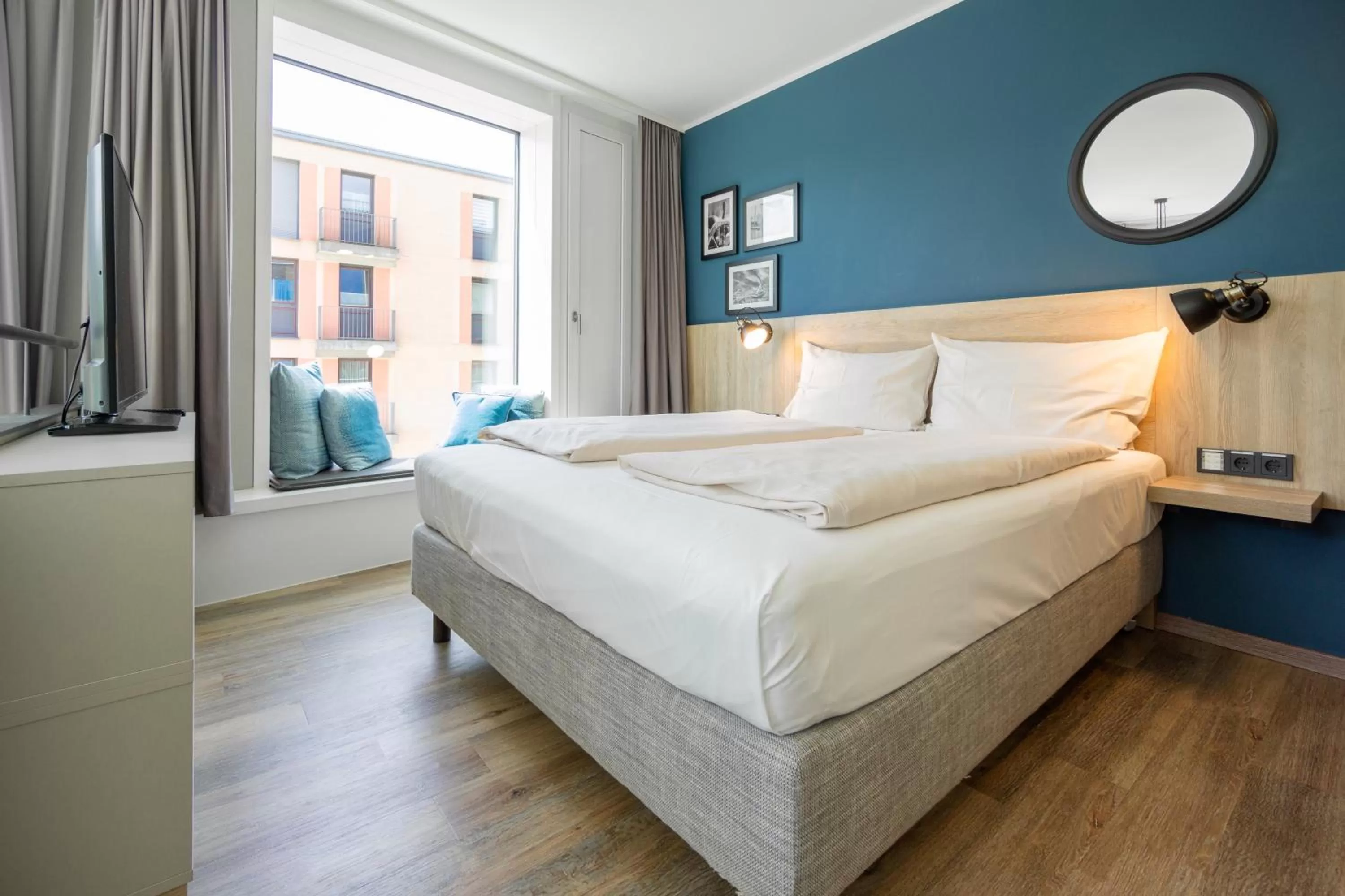 Bedroom, Bed in HARBR Hotel Konstanz, a member of Radisson Individuals