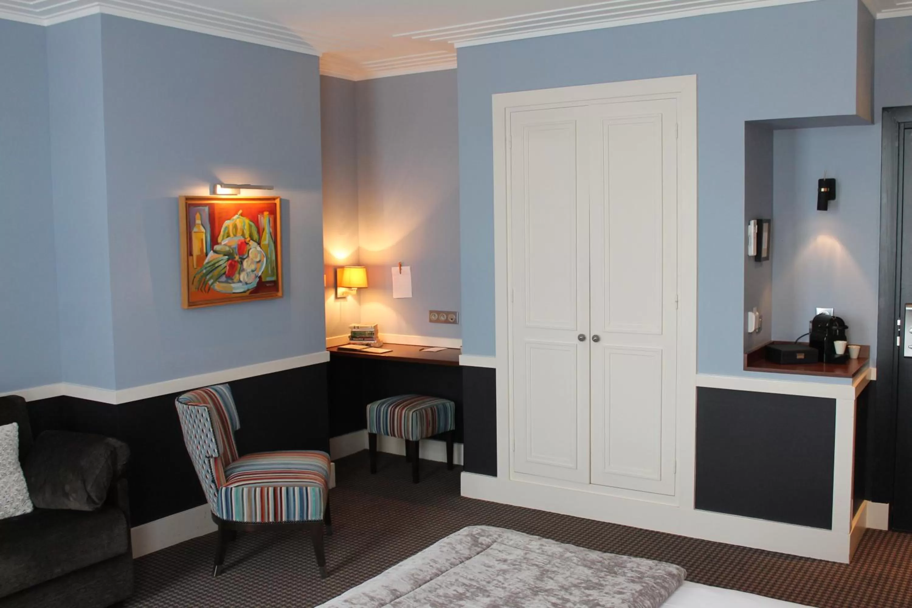 Property building in Hôtel jardin Le Pasteur