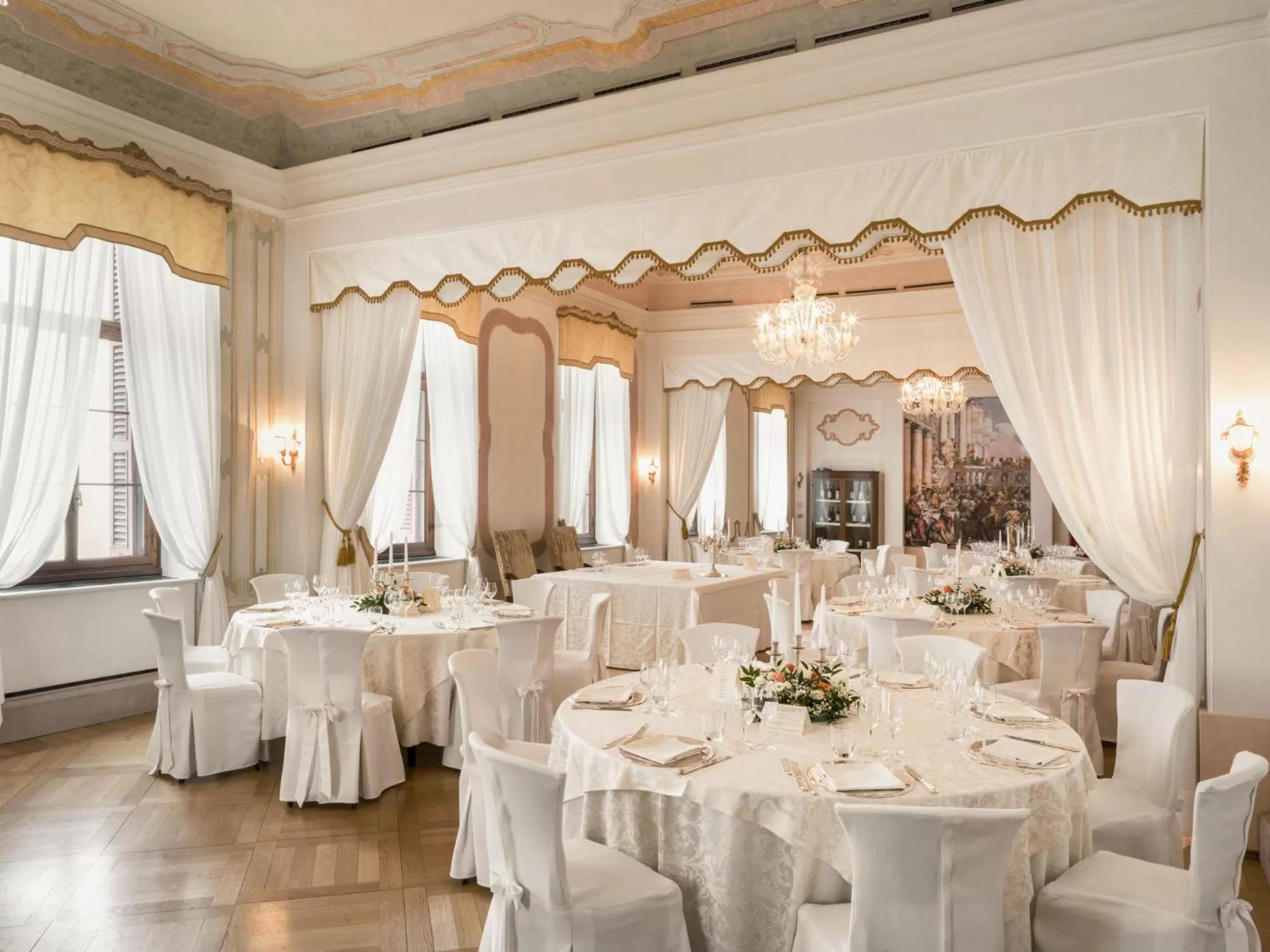 Restaurant/places to eat in CastelBrando