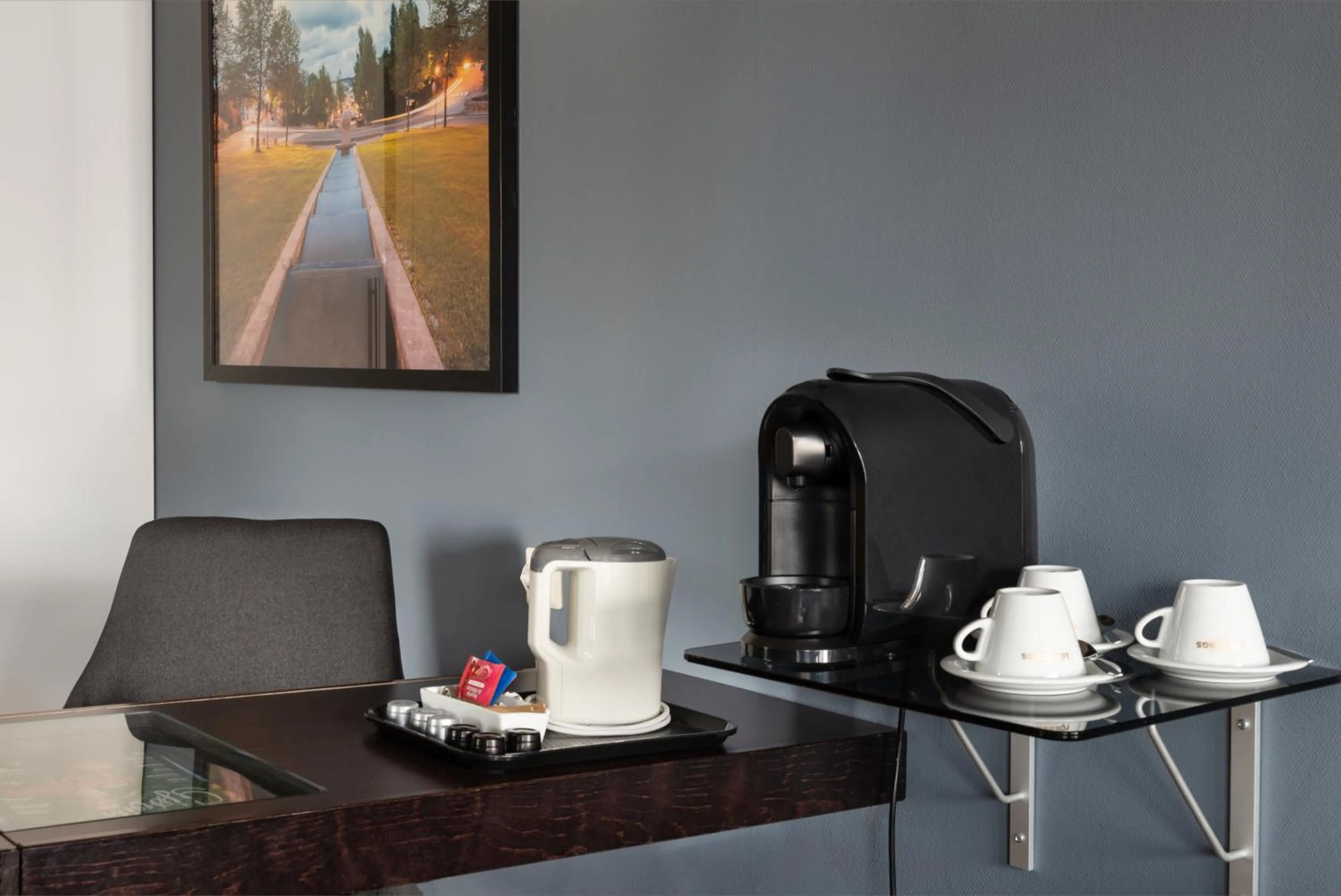Coffee/tea facilities in Quality Hotel Strand Gjøvik
