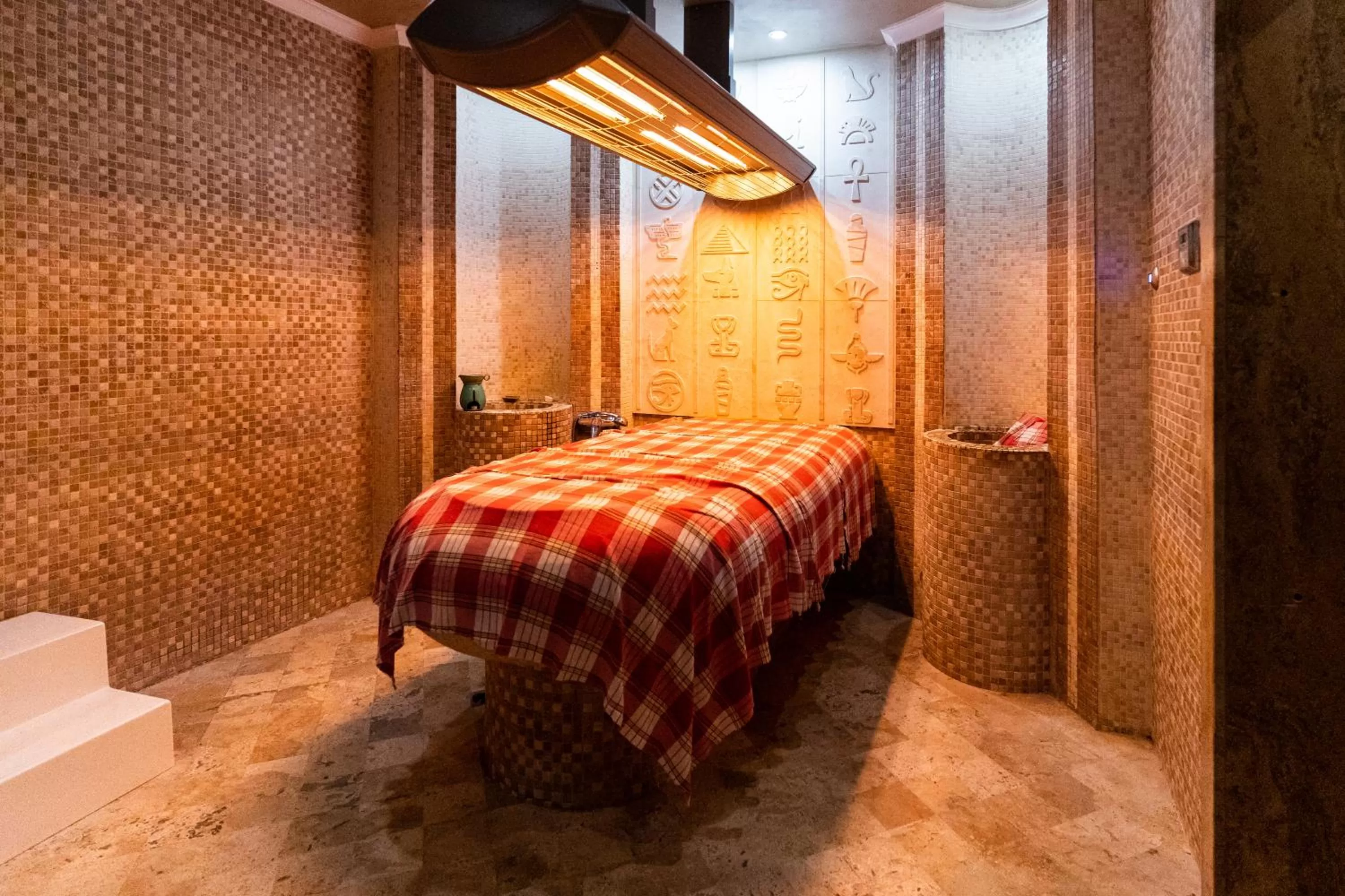 Massage, Bed in Grand Hotel Pomorie - Medical spa