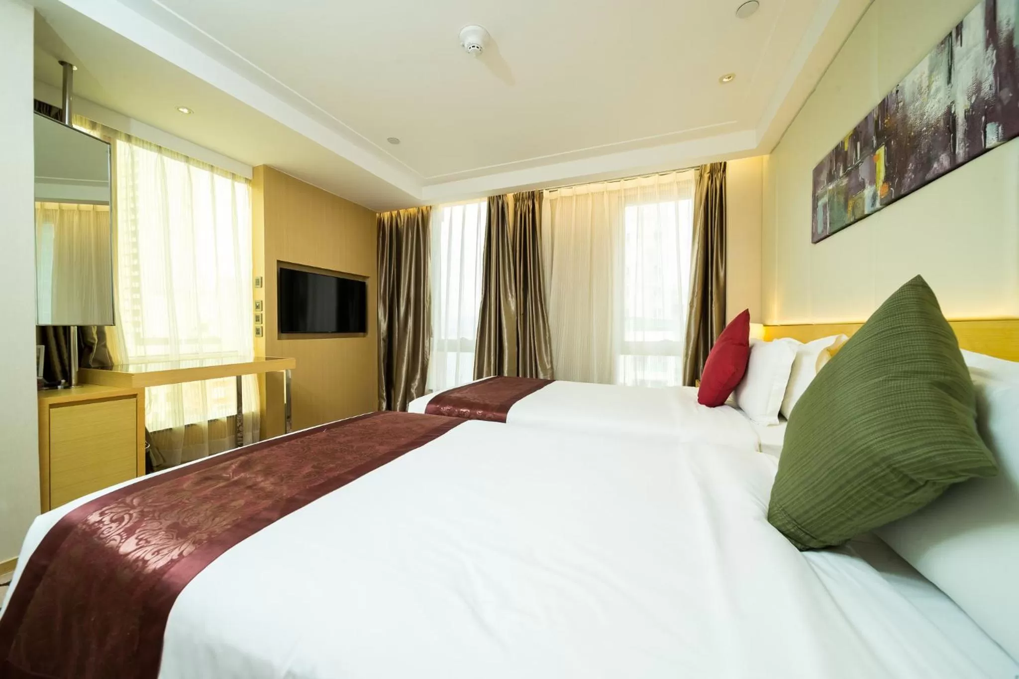 Deluxe Double or Twin Room with Sea View in Eco Tree Hotel Sheung Wan