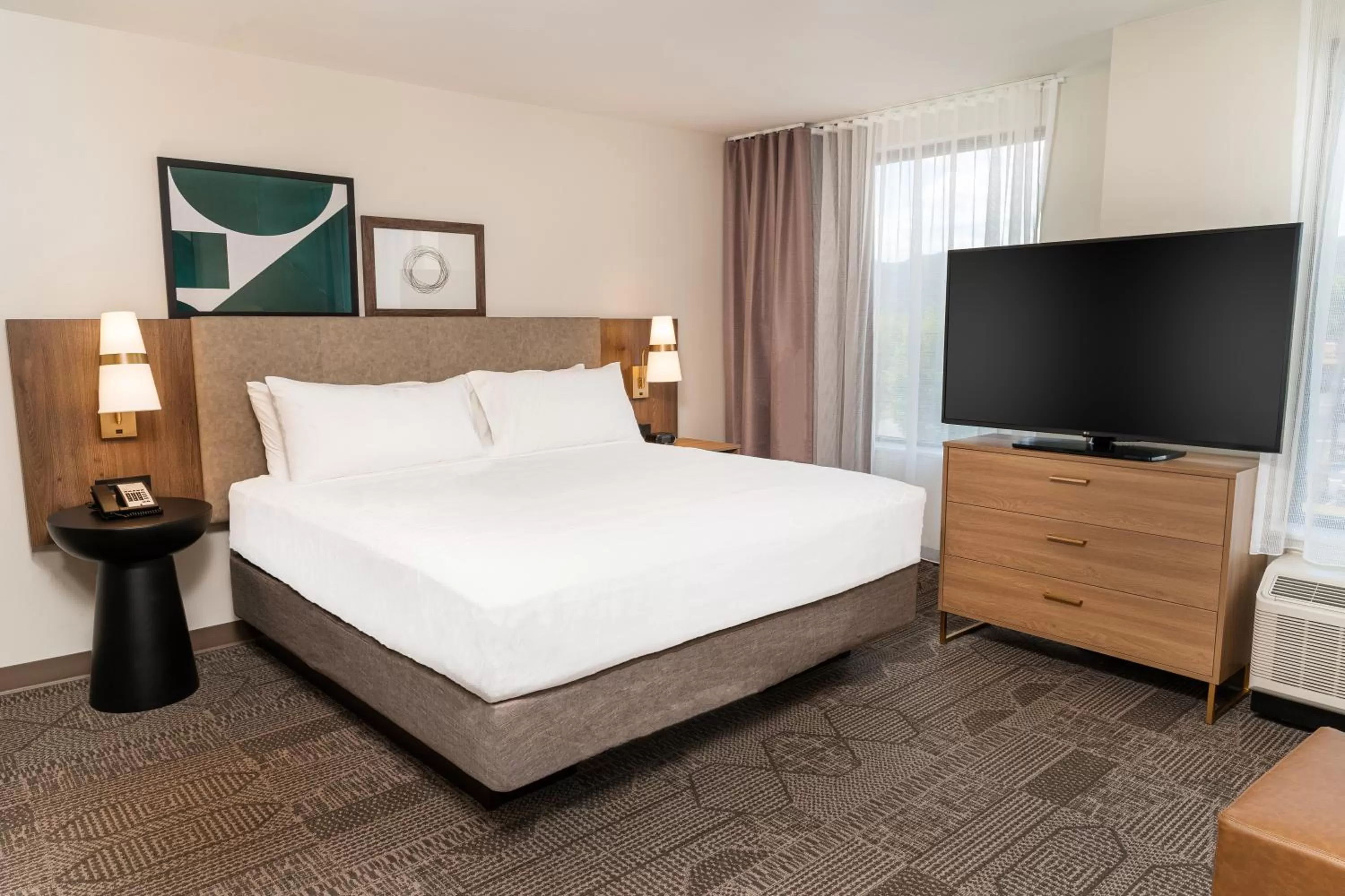 Bedroom, Bed in Staybridge Suites - Temecula - Wine Country by IHG