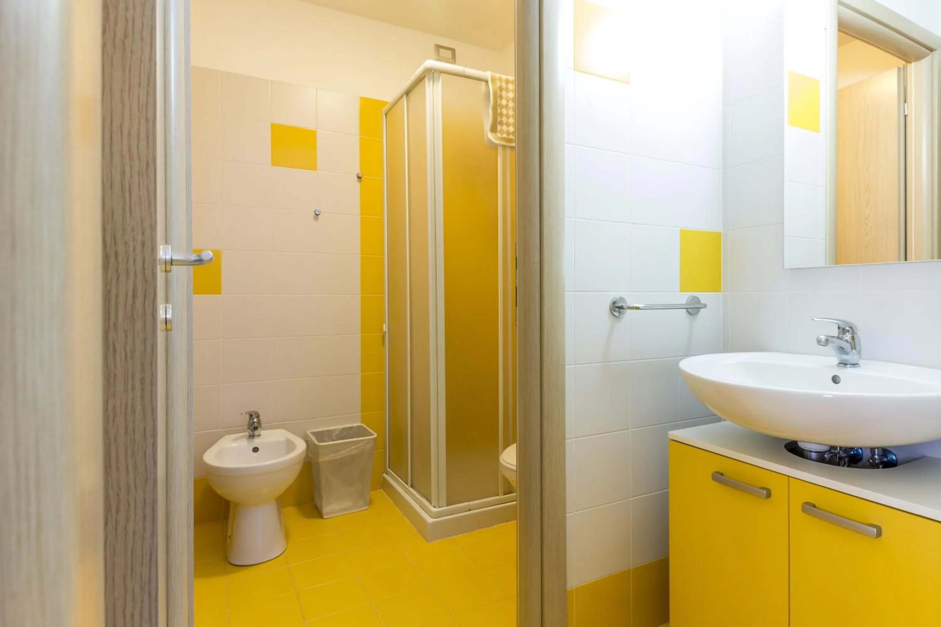 Bathroom in Hotel Sharing