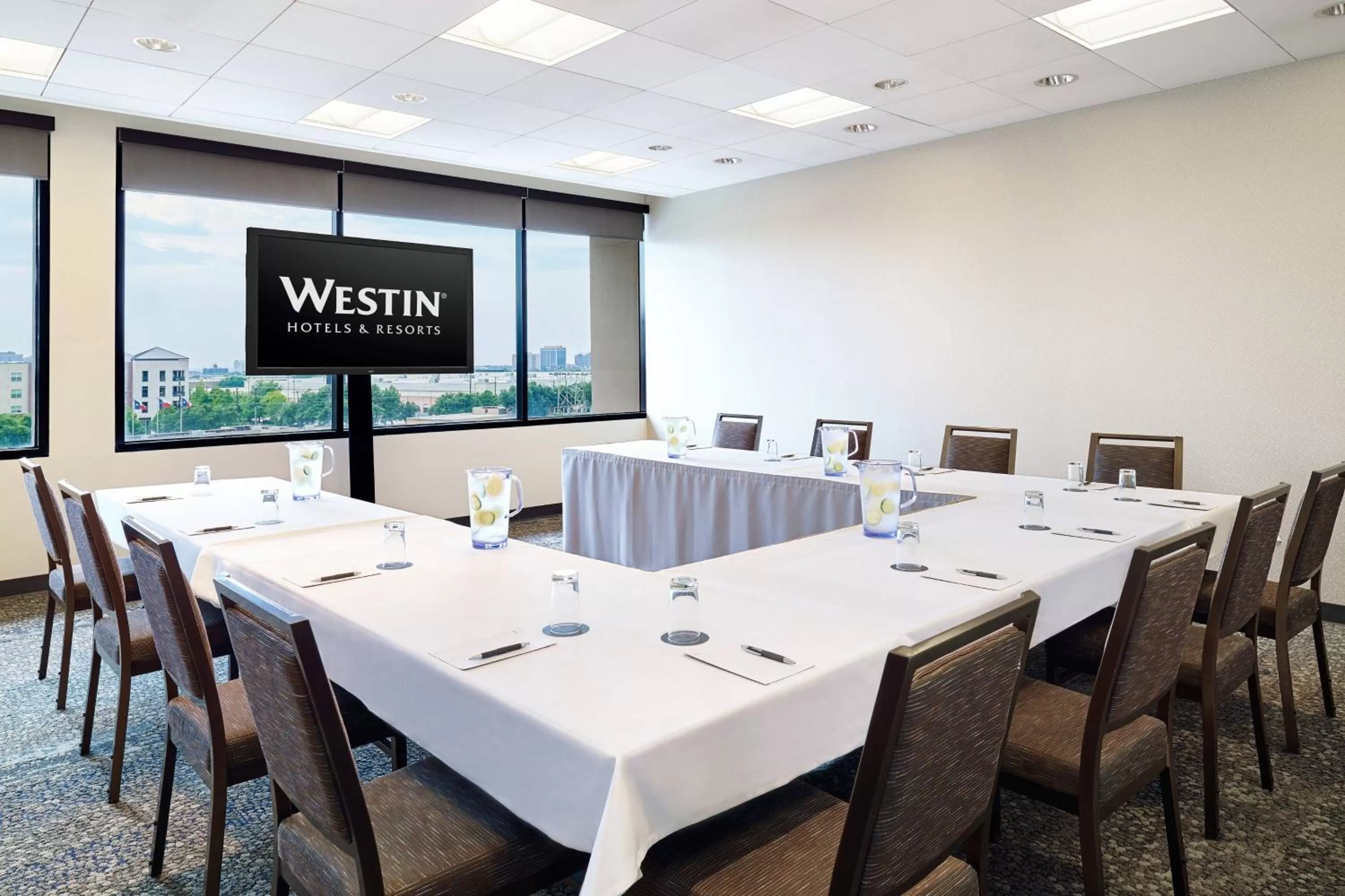 Meeting/conference room in The Westin Galleria Dallas
