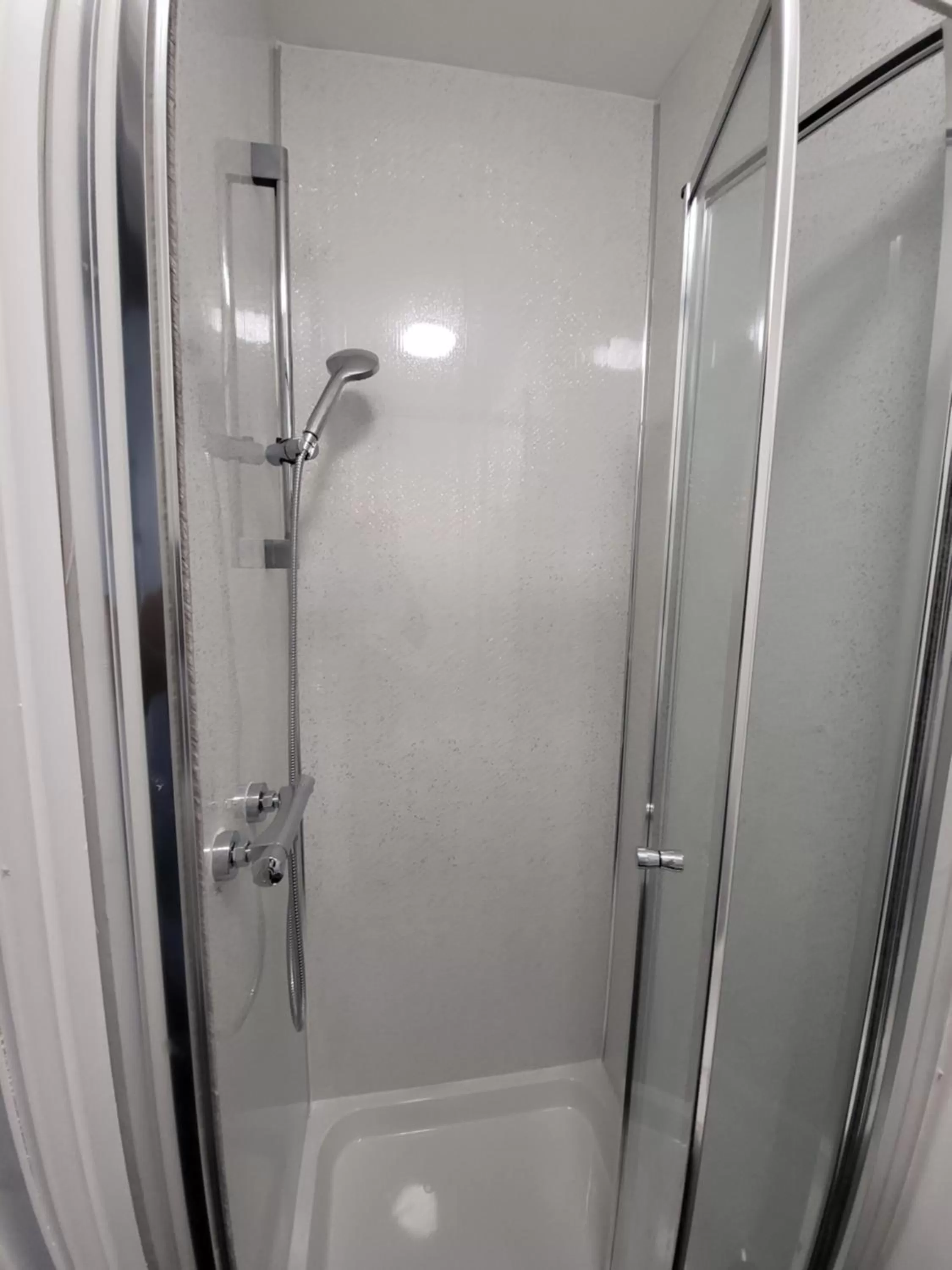 Shower, Bathroom in MM Sure Stay Accommodation - NG1