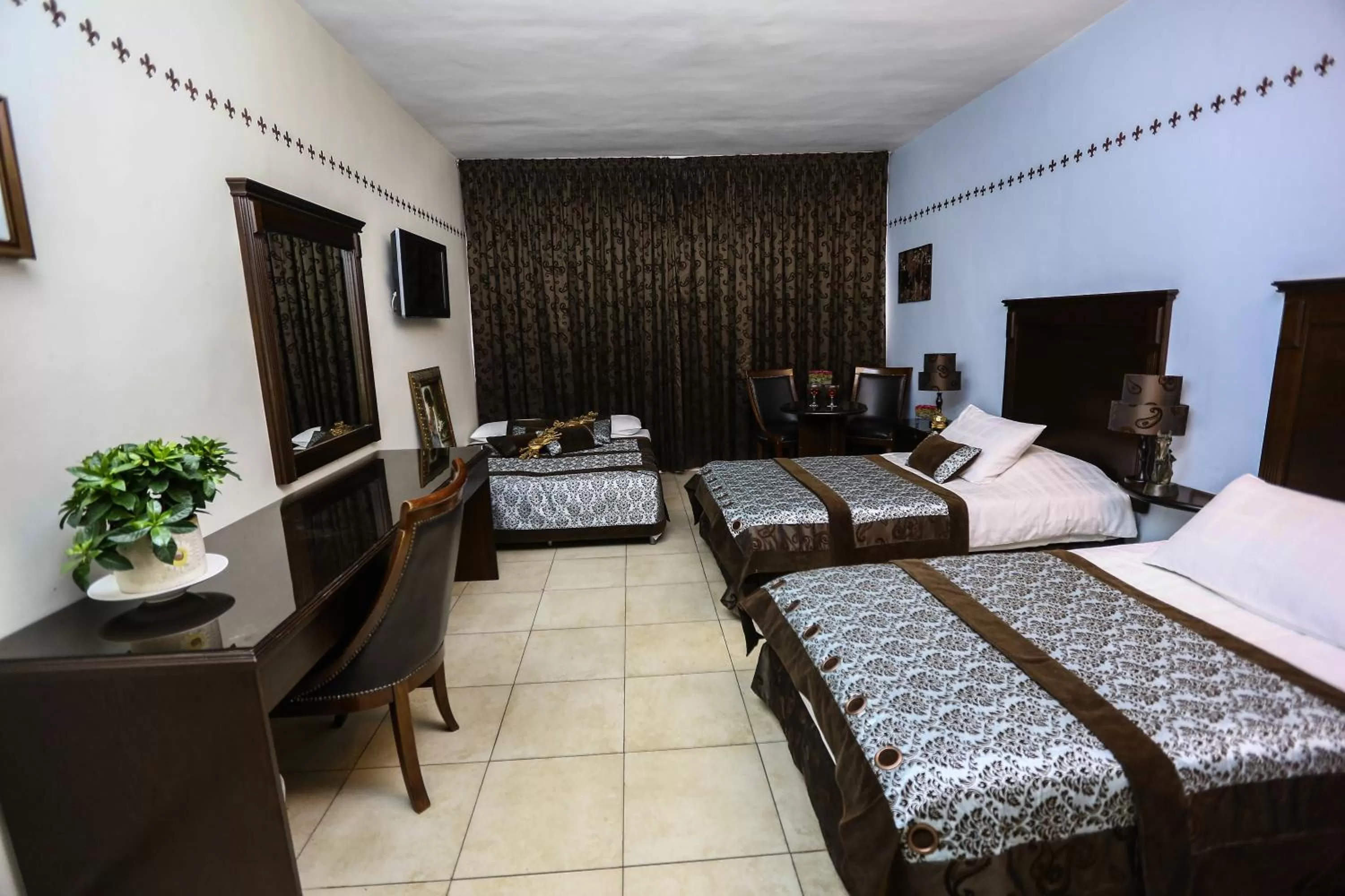 Bedroom, Bed in Hisham Hotel