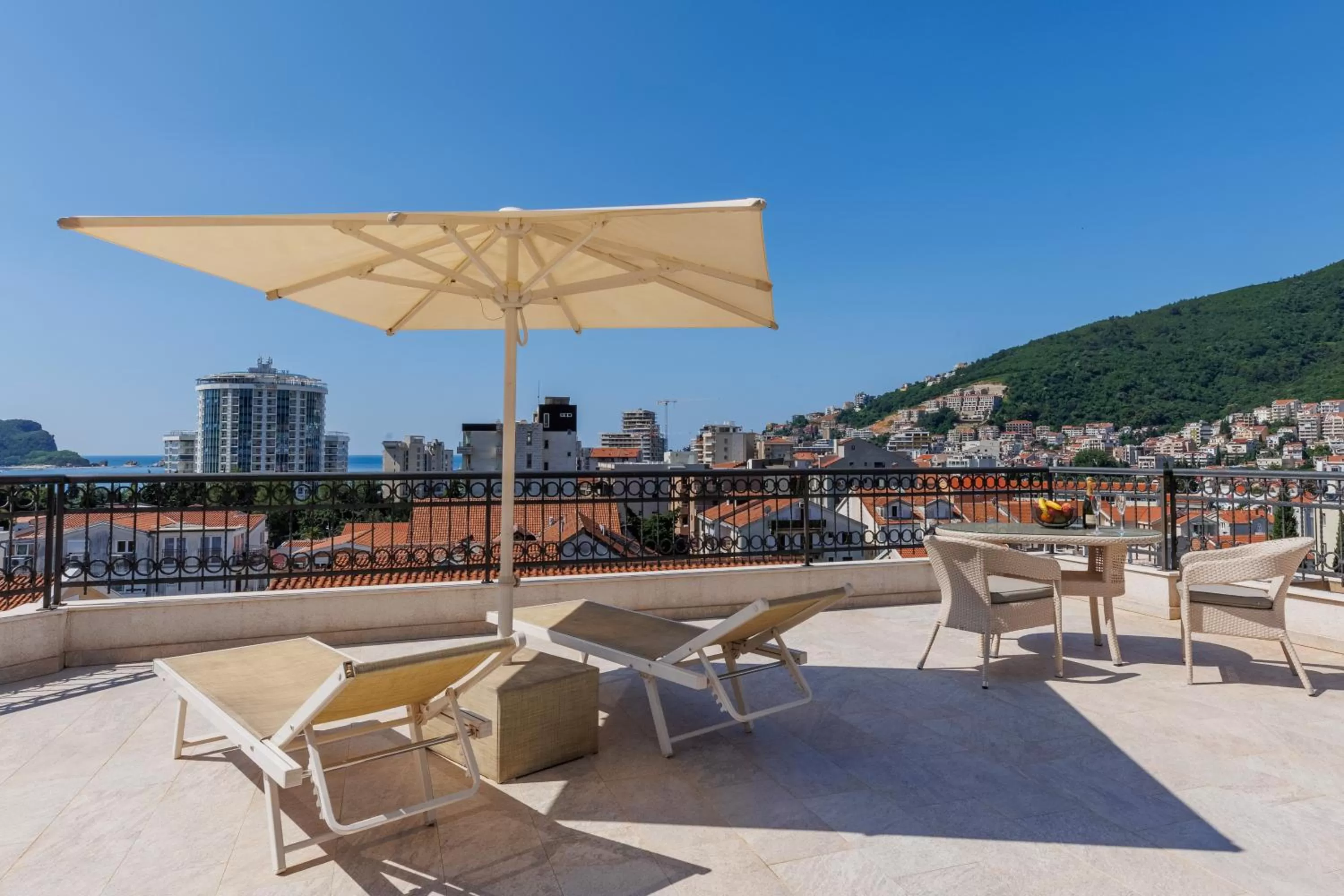 Balcony/Terrace in Hotel Kadmo by Aycon