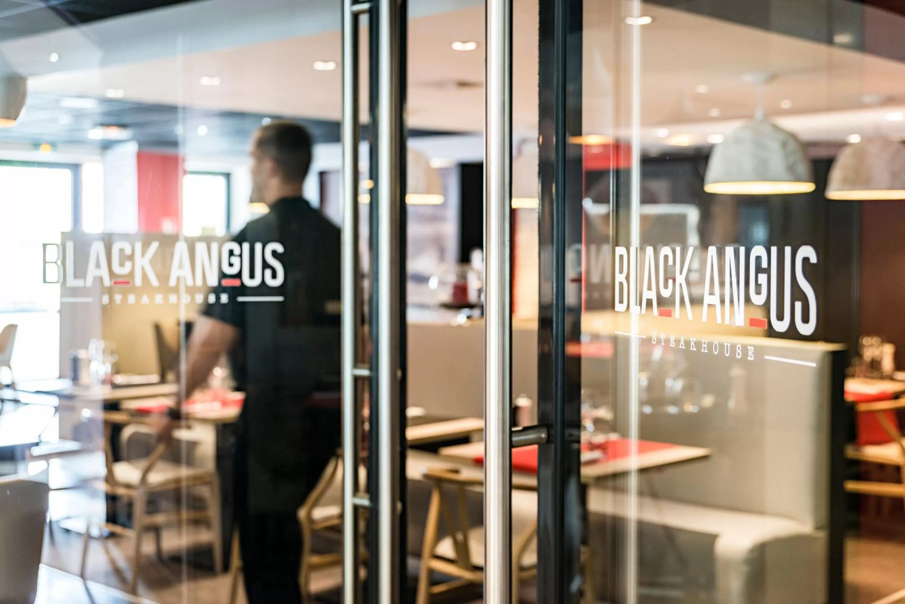 Restaurant/places to eat in Holiday Inn Toulouse Airport by IHG