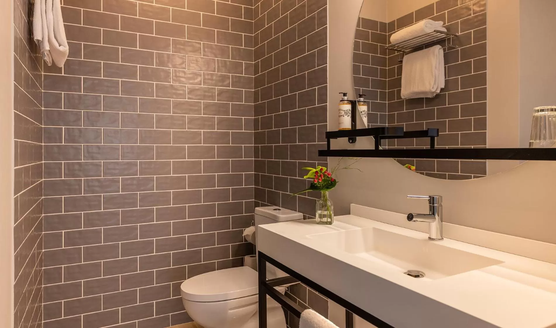 Bathroom in Pestana Fisherman Village