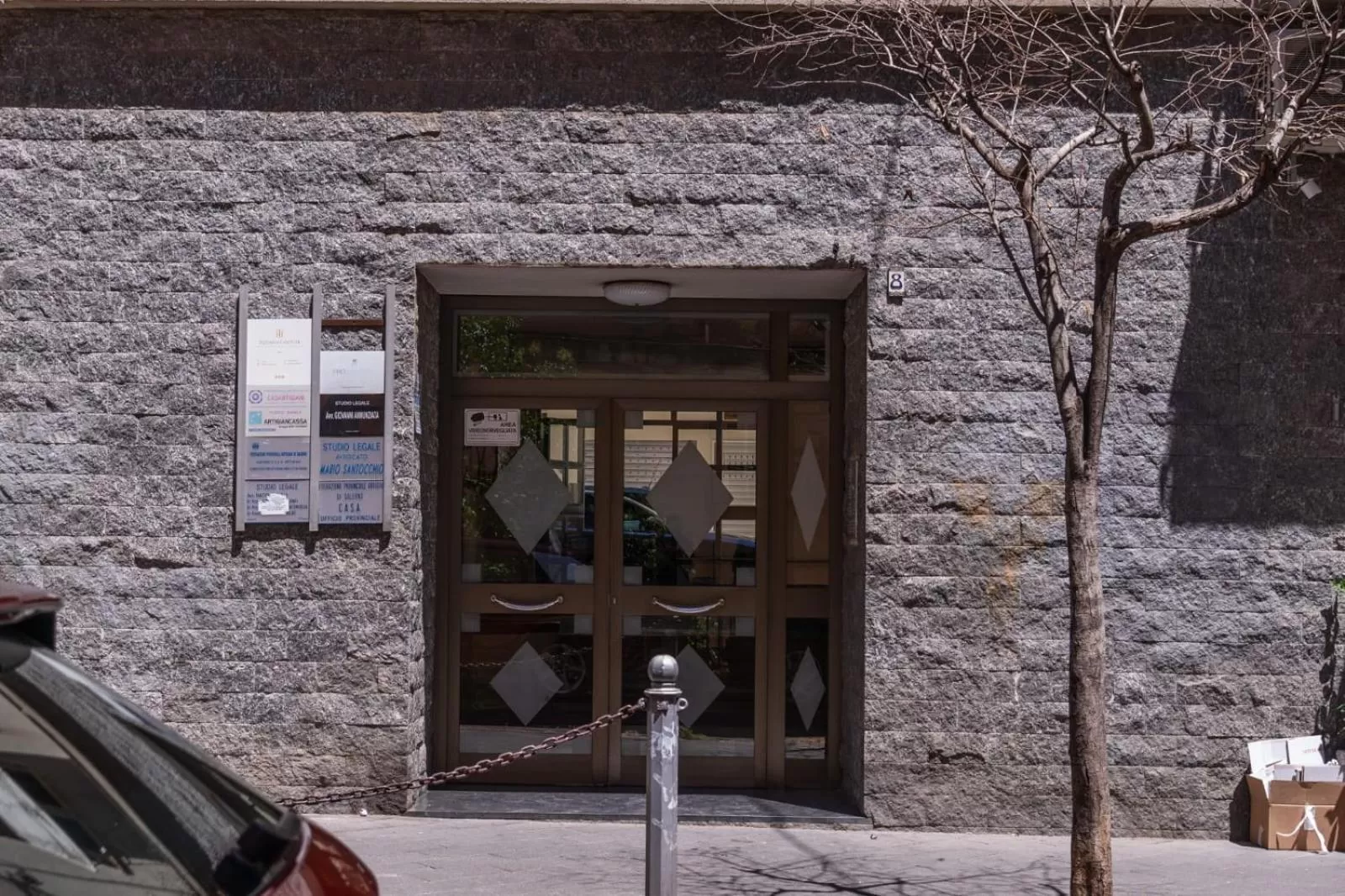 Day in TIZIANA'S HOUSE