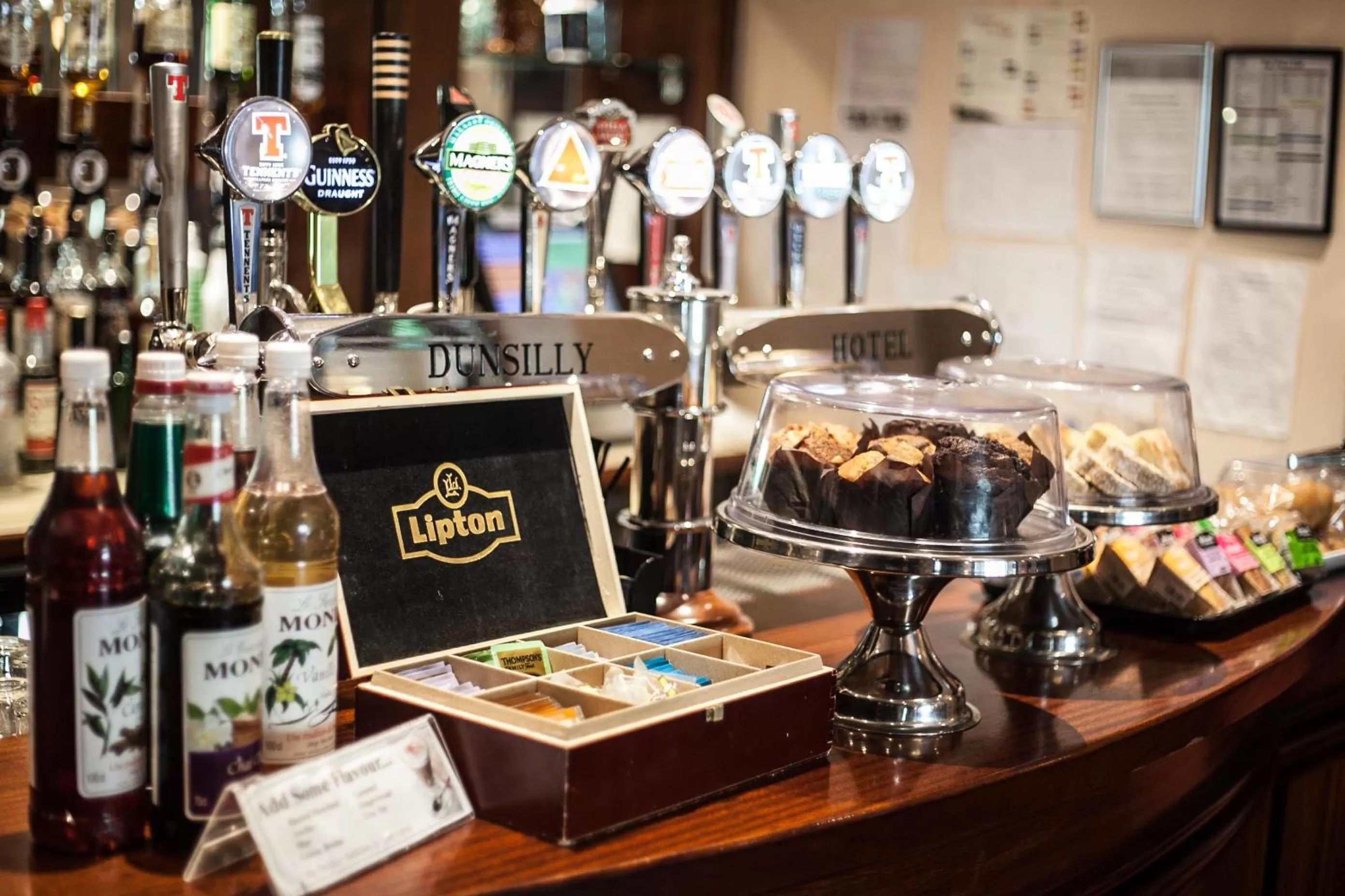 Lounge or bar in Dunsilly Hotel