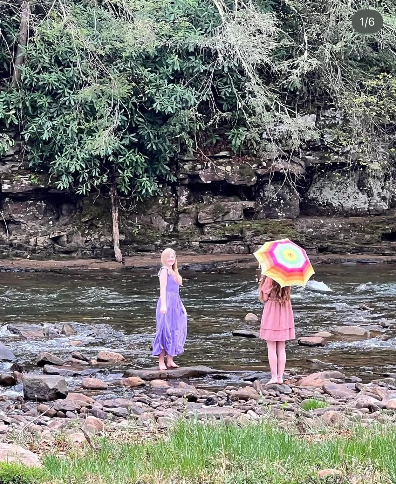 Laurel River Club Bed & Breakfast or LRCBNB