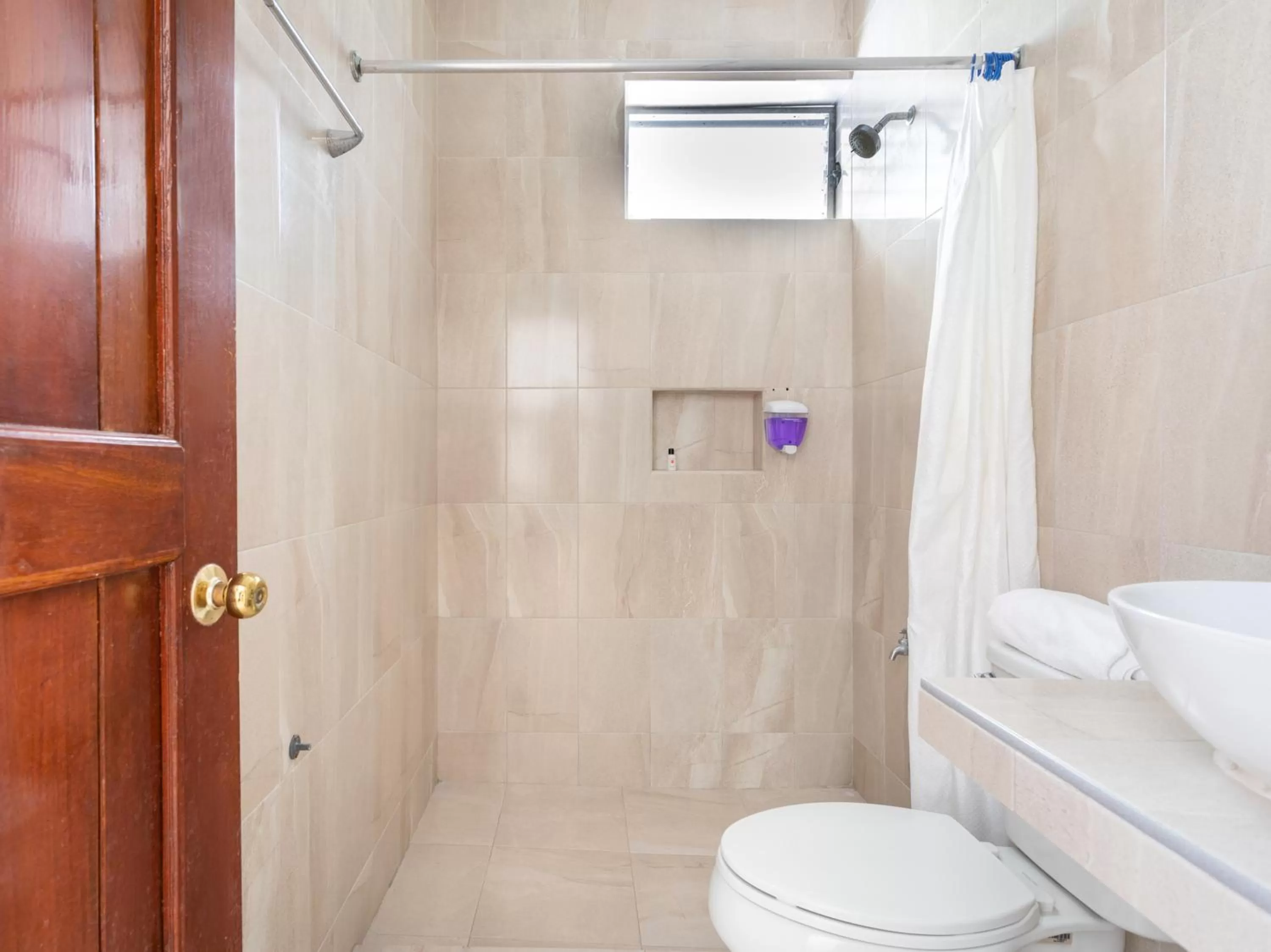 Bathroom in Hotel Costa Azul