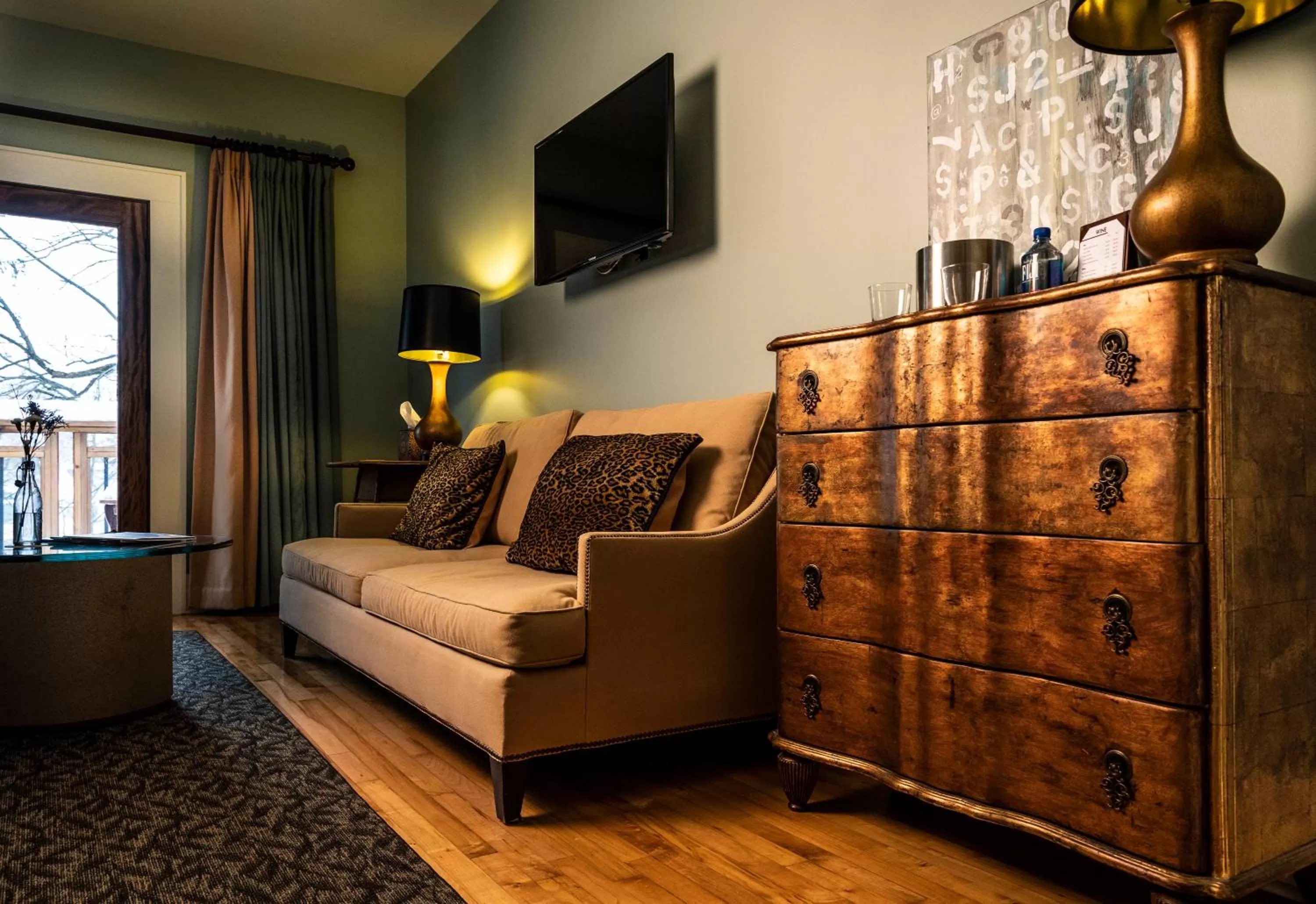 Seating area in Hotel Broad Ripple