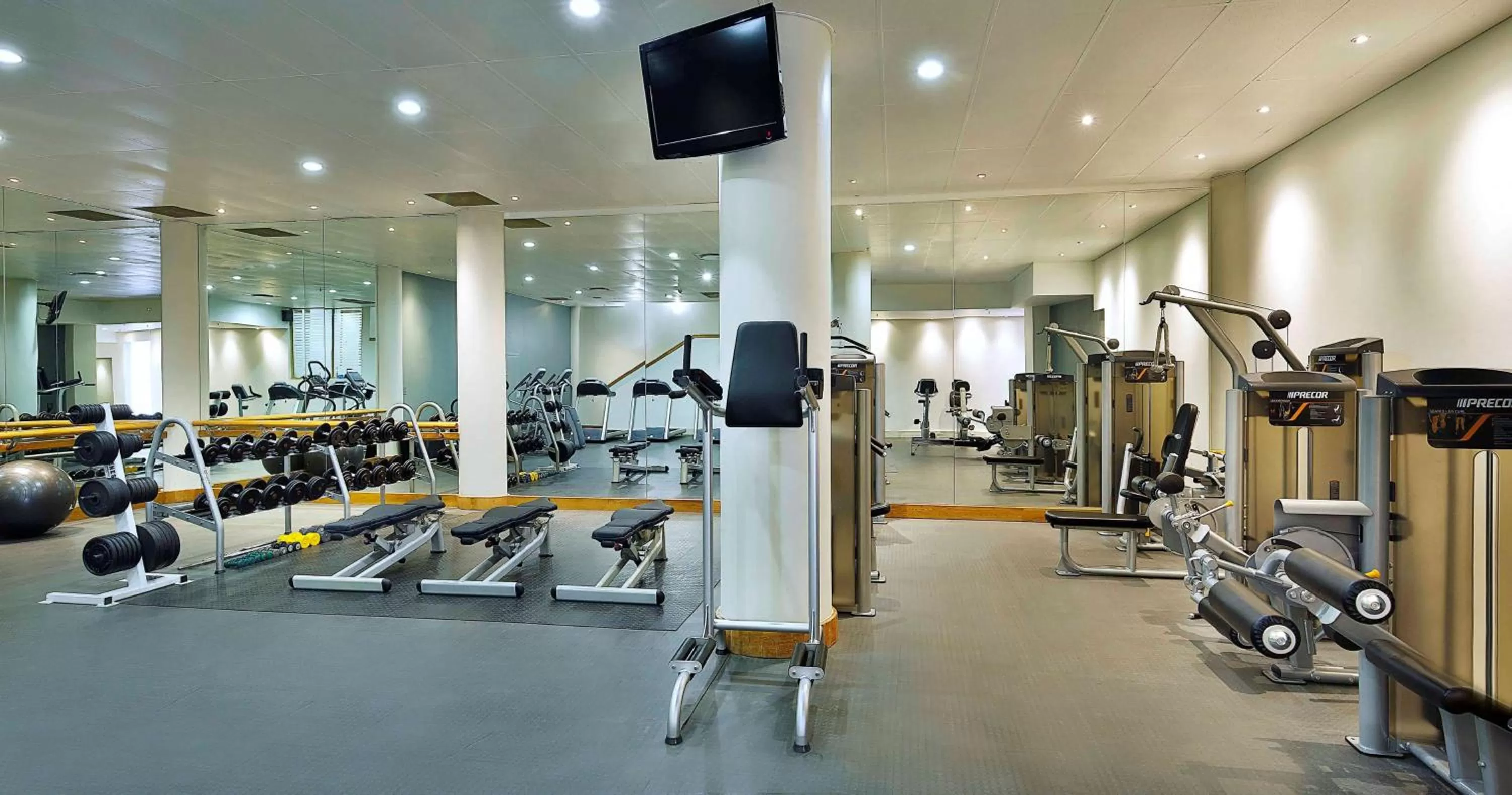 Fitness centre/facilities in Hilton Sandton