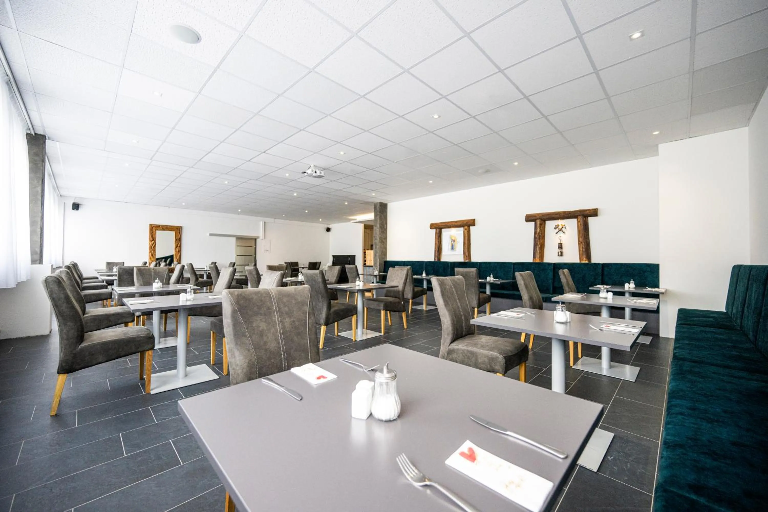 Restaurant/places to eat in Hotel Fohnsdorf