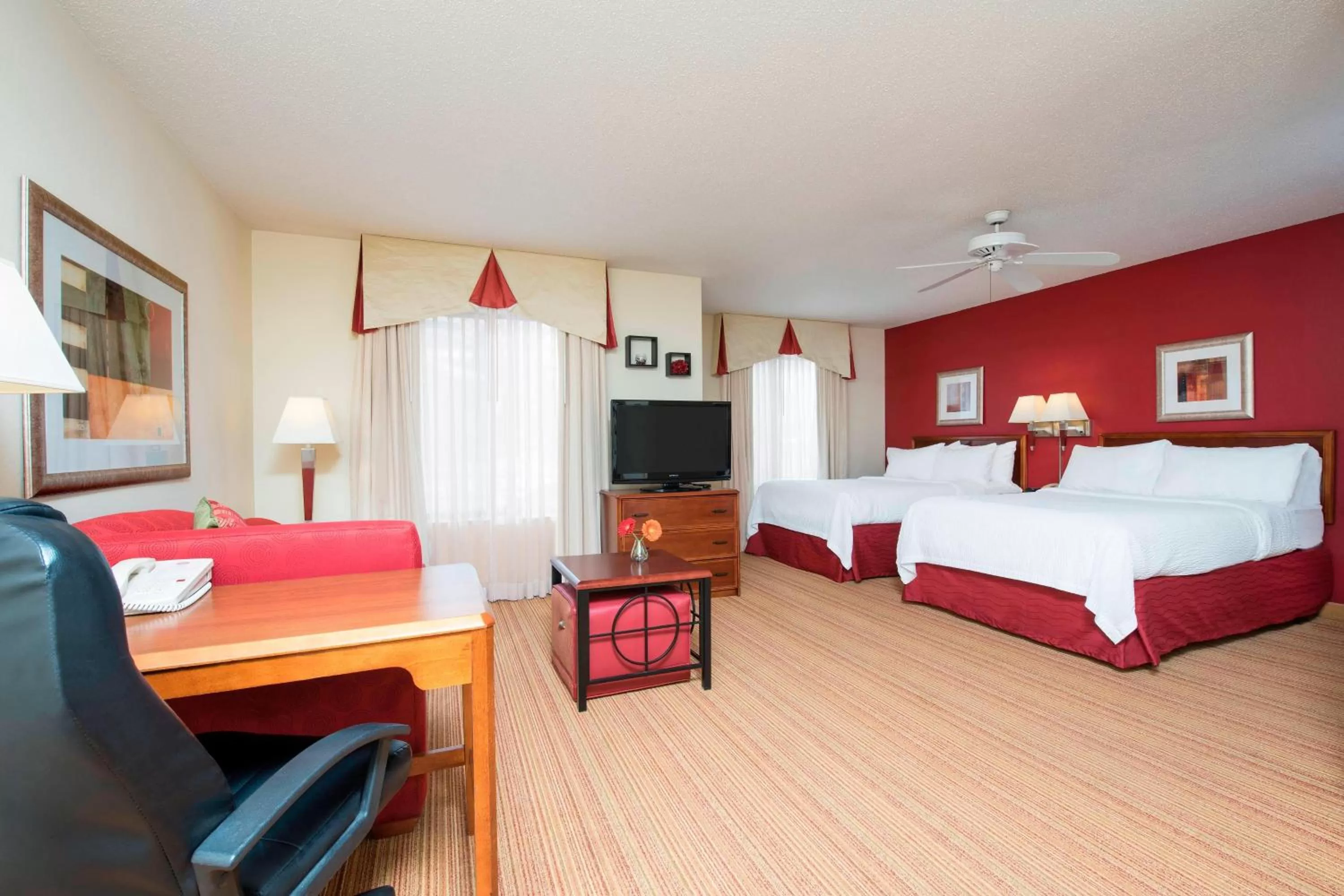 Photo of the whole room in Residence Inn Kalamazoo East