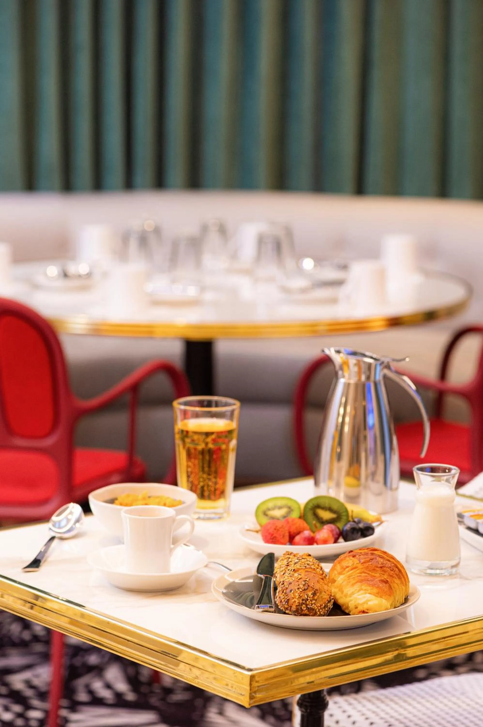 Breakfast in Mercure Paris Gare De Lyon Opera Bastille