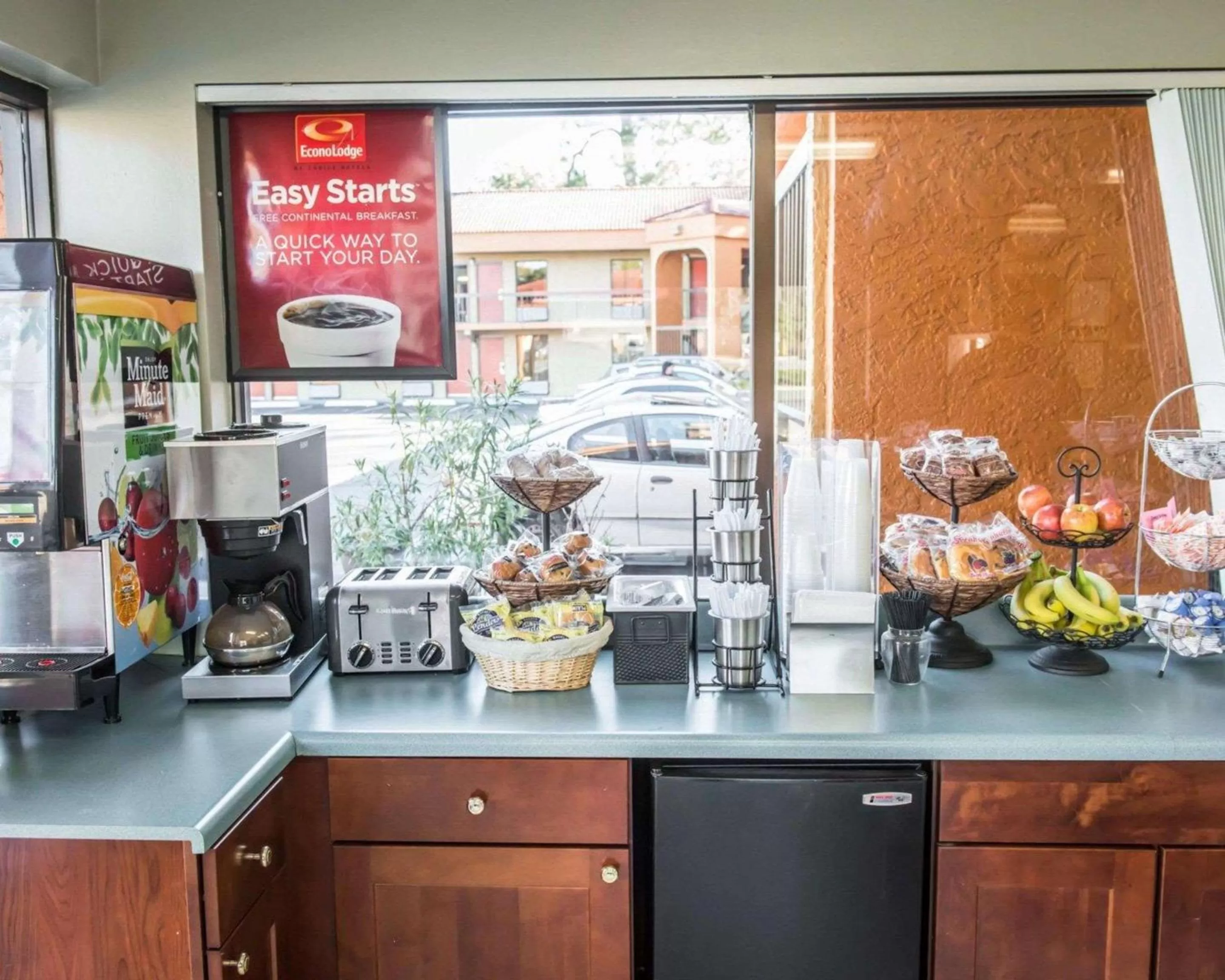 Restaurant/places to eat in Econo Lodge Panama City St Andrews