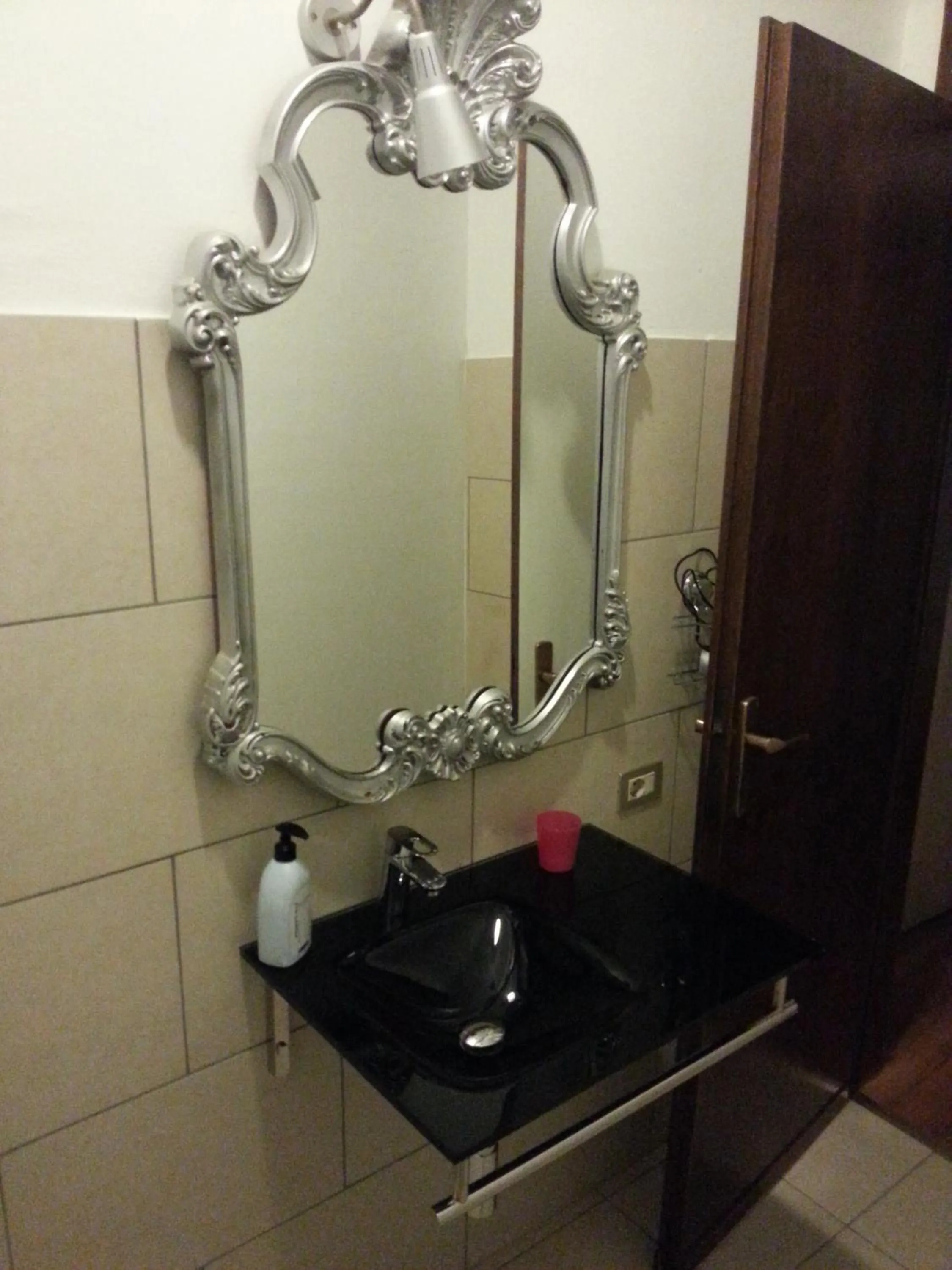 Bathroom in Megaride Guest House